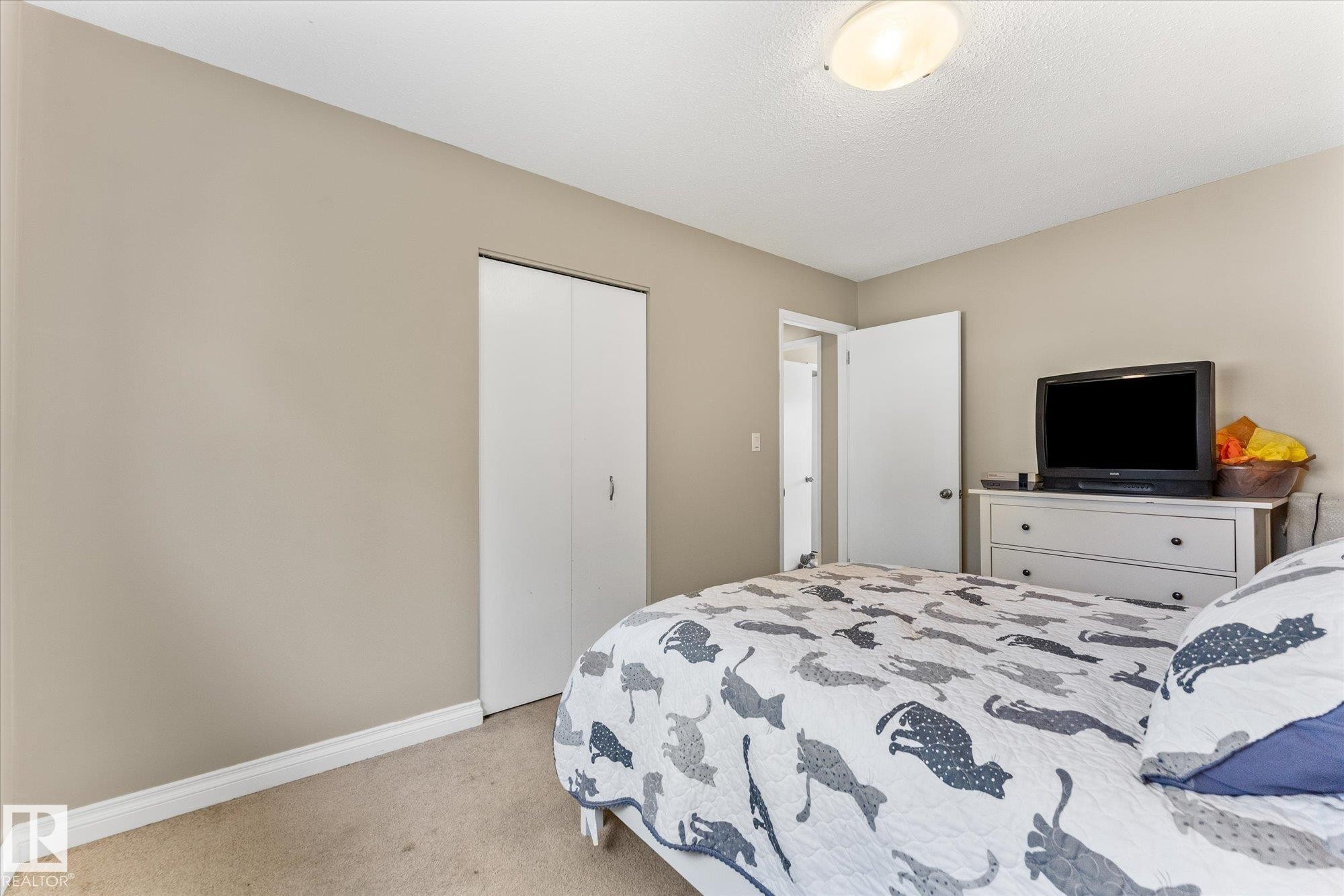 13840 30 Street, Edmonton, AB