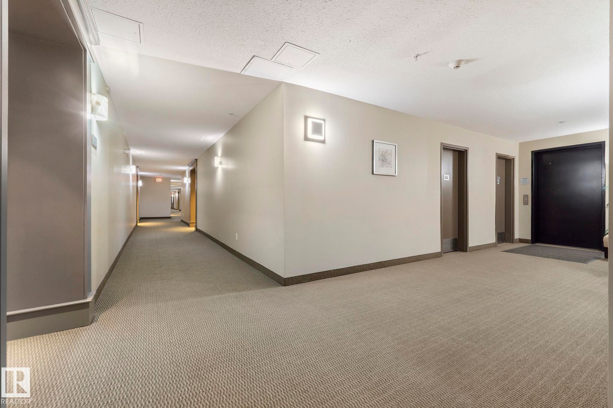 #430 160 Magrath Rd Nw, Edmonton, AB - Indoor Photo Showing Other Room