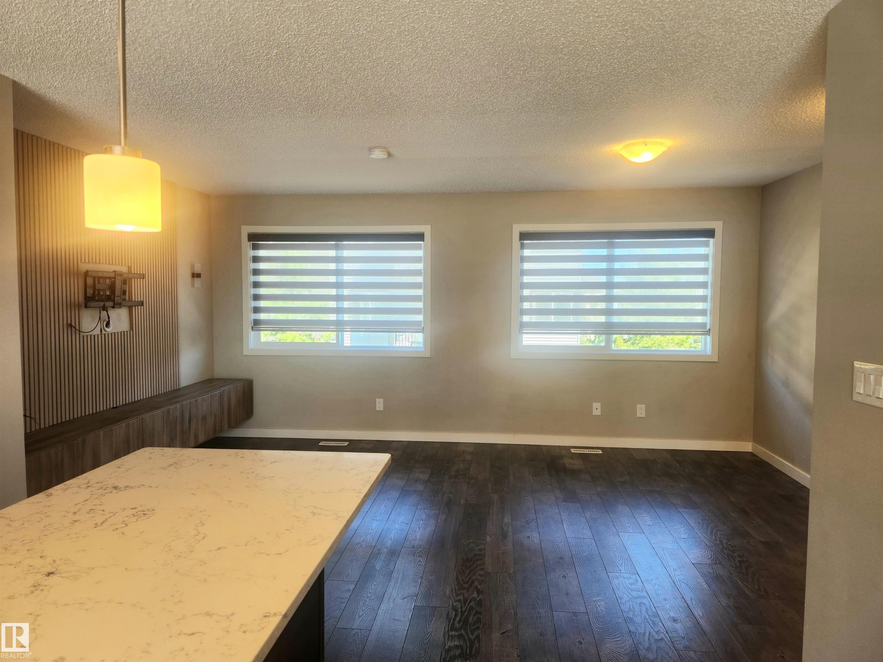 3346 15A Avenue, Edmonton, AB