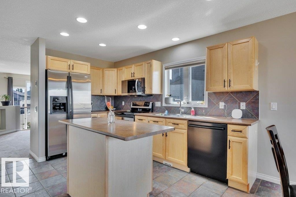 62 Naples Way, St. Albert, AB