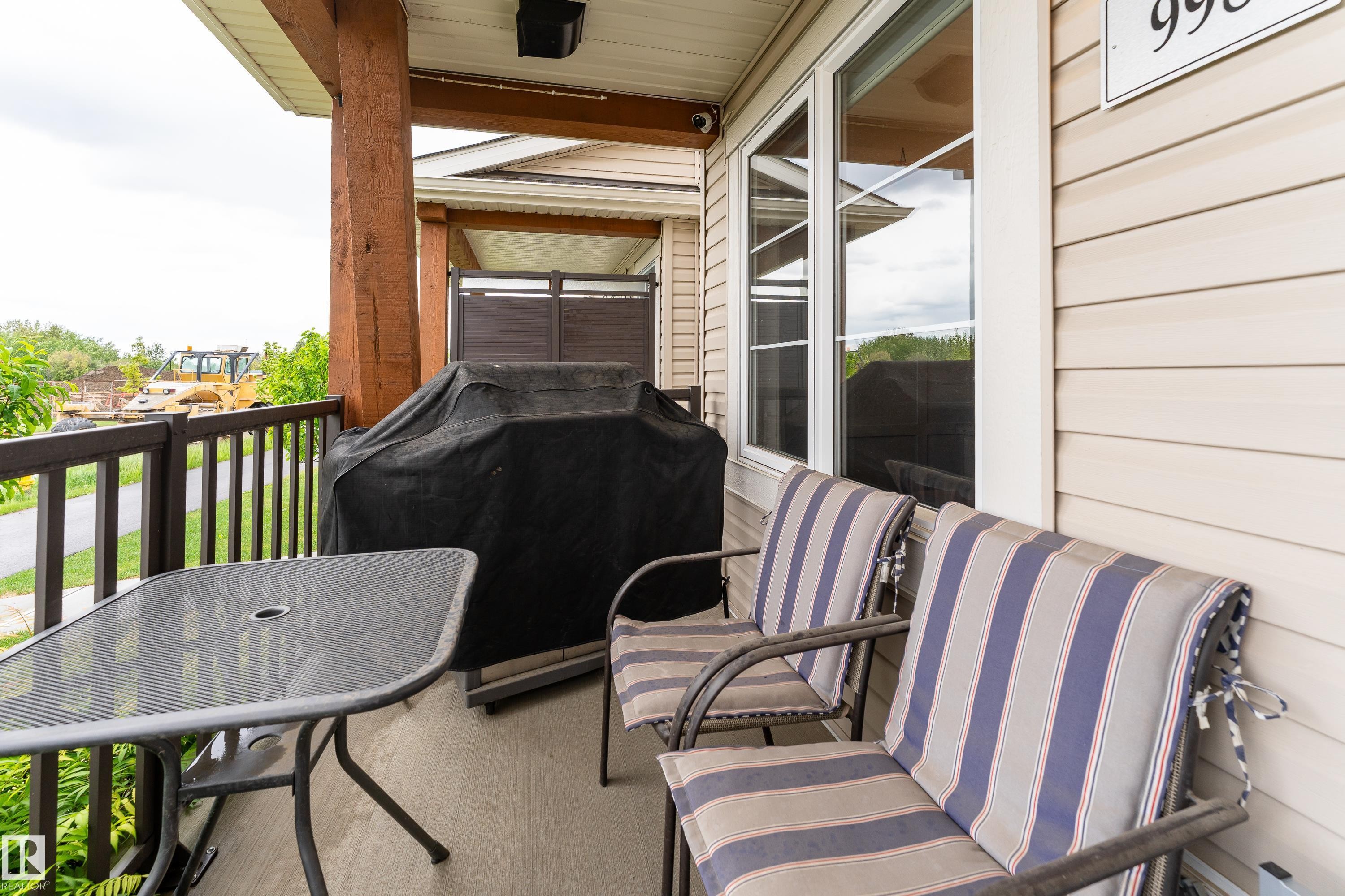 998 Stillwater Boulevard, Edmonton, AB
