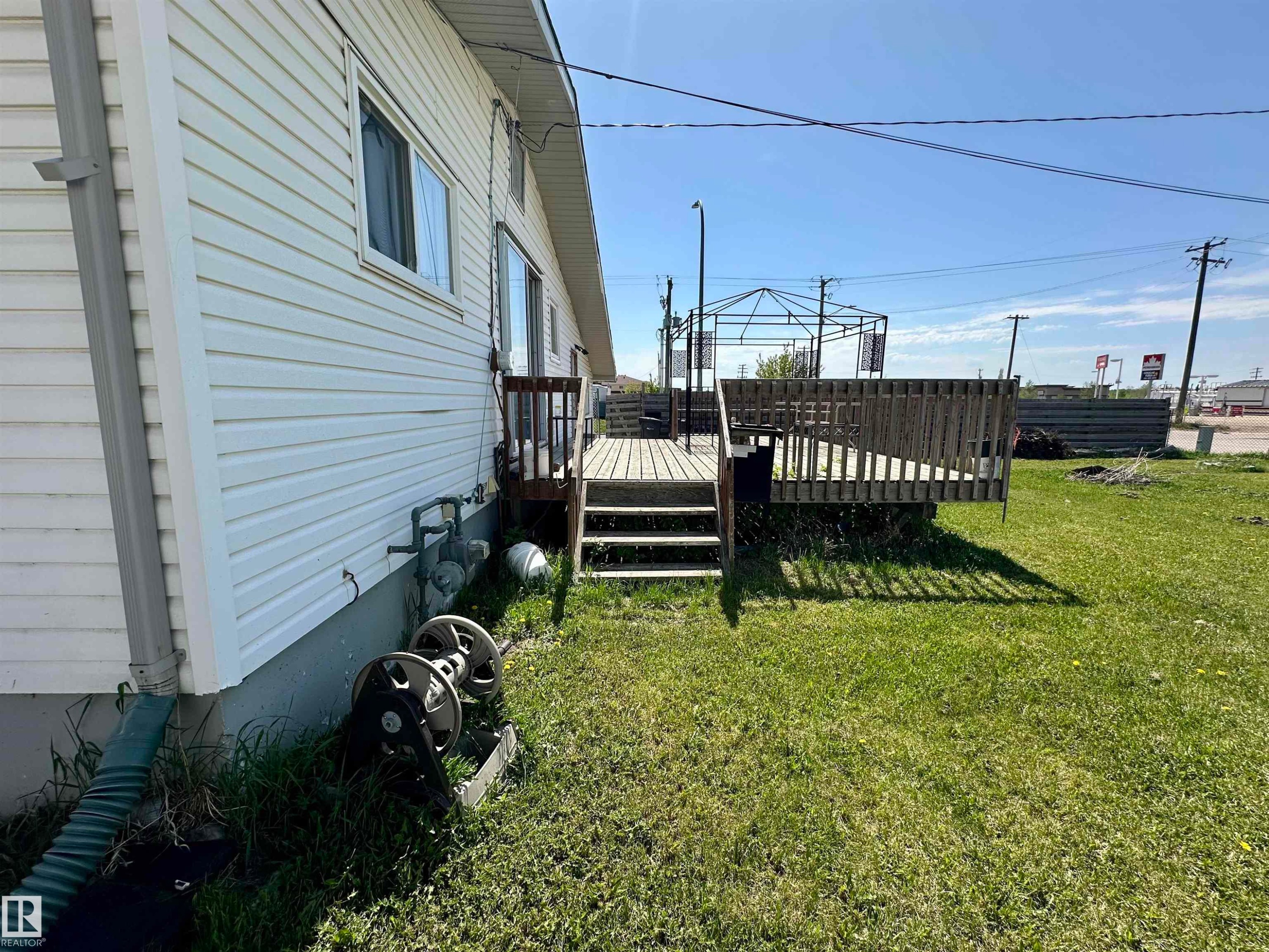 5001 Parkview Crescent, Cold Lake, AB - Outdoor