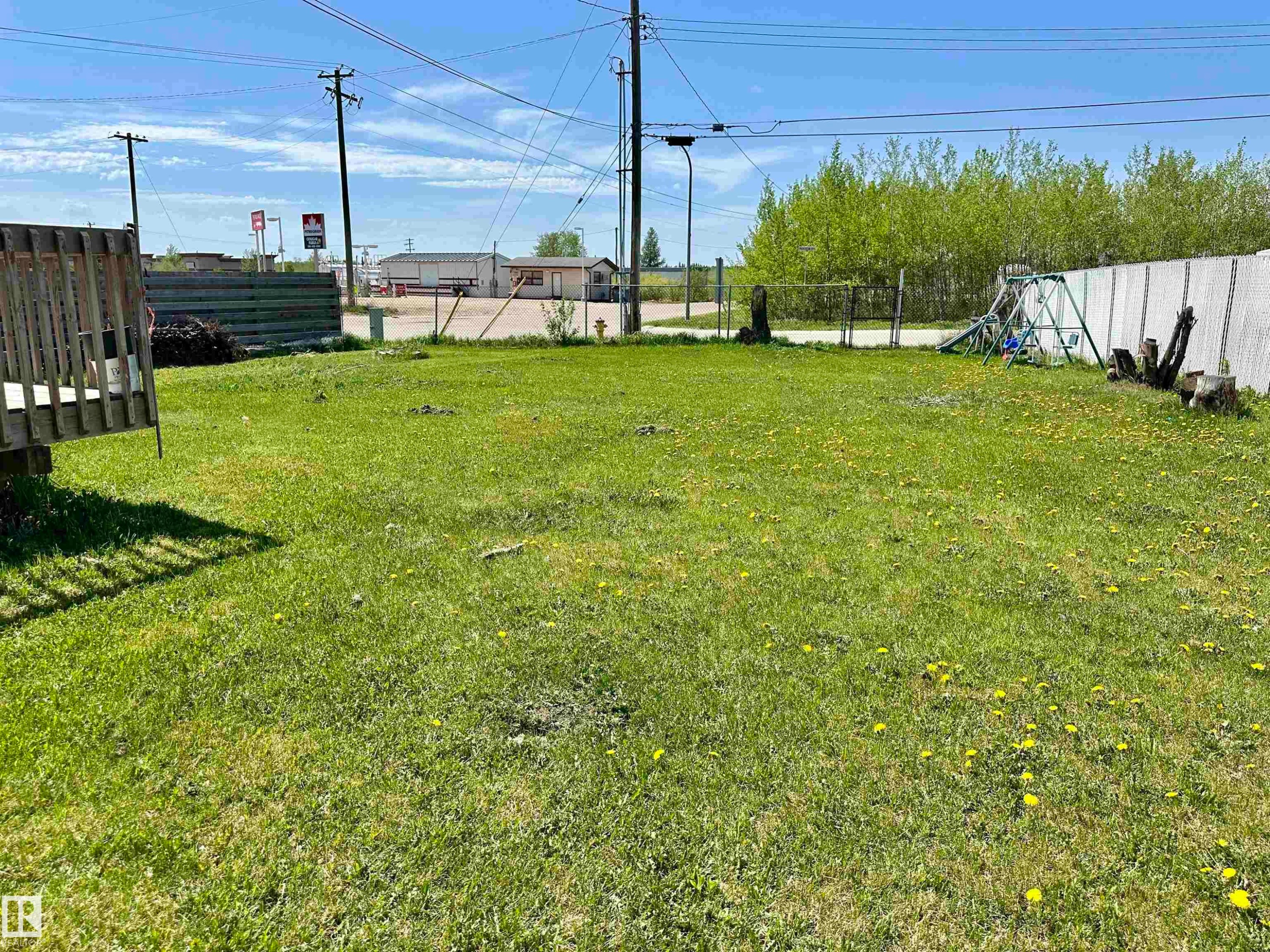 5001 Parkview Crescent, Cold Lake, AB - Outdoor