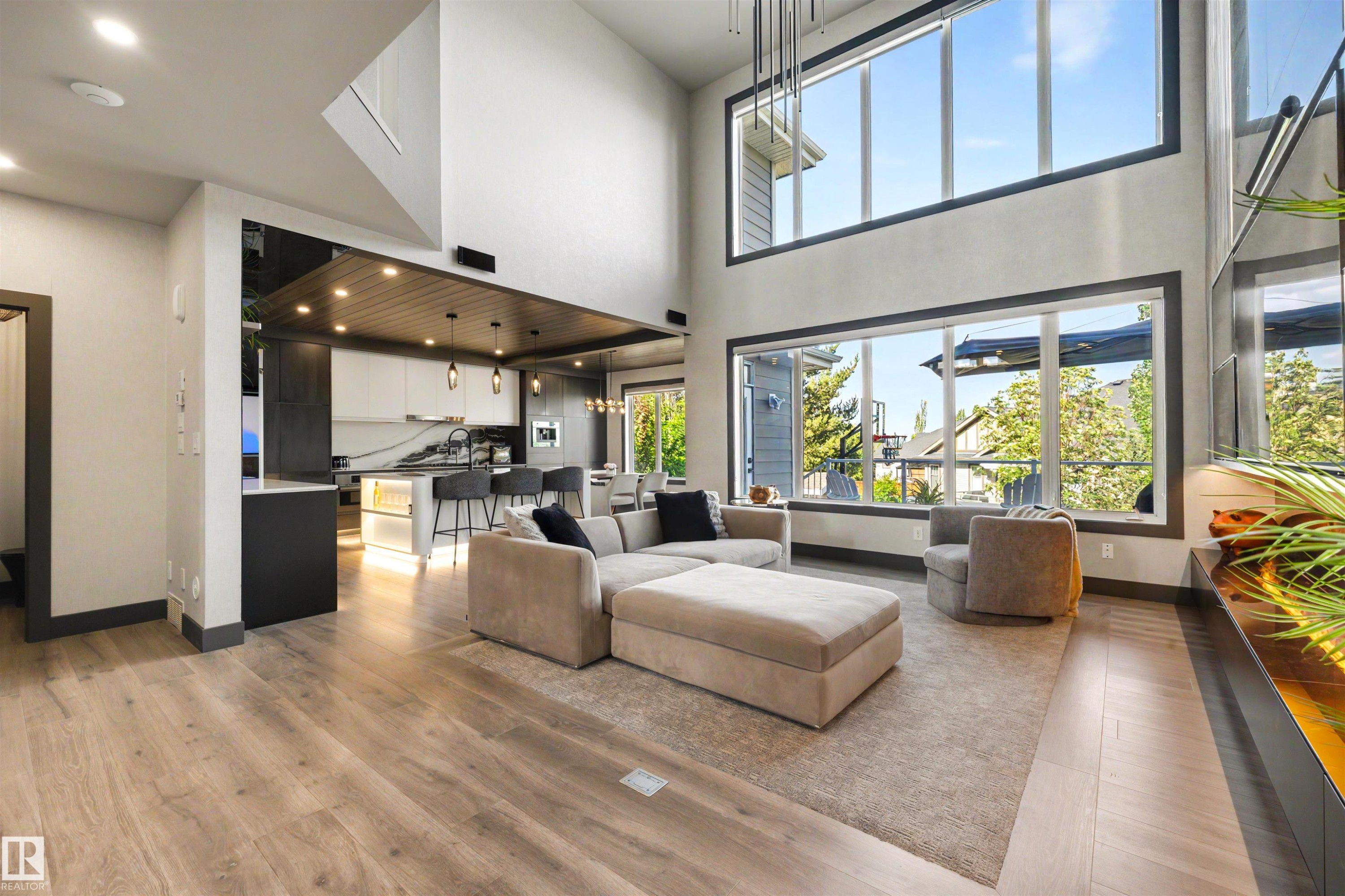 4376 Mcclung Crescent Nw, Edmonton, AB - Indoor
