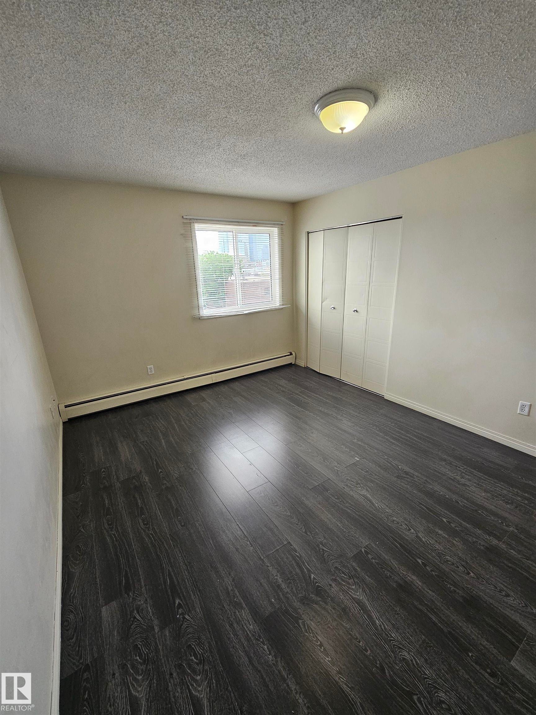 401 10615 110 Street, Edmonton, AB