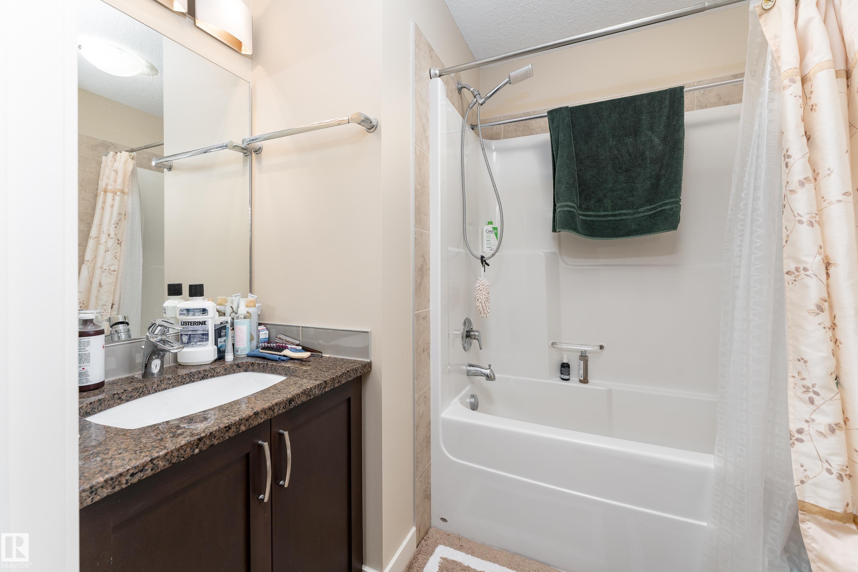 152 Cy Becker Boulevard, Edmonton, AB