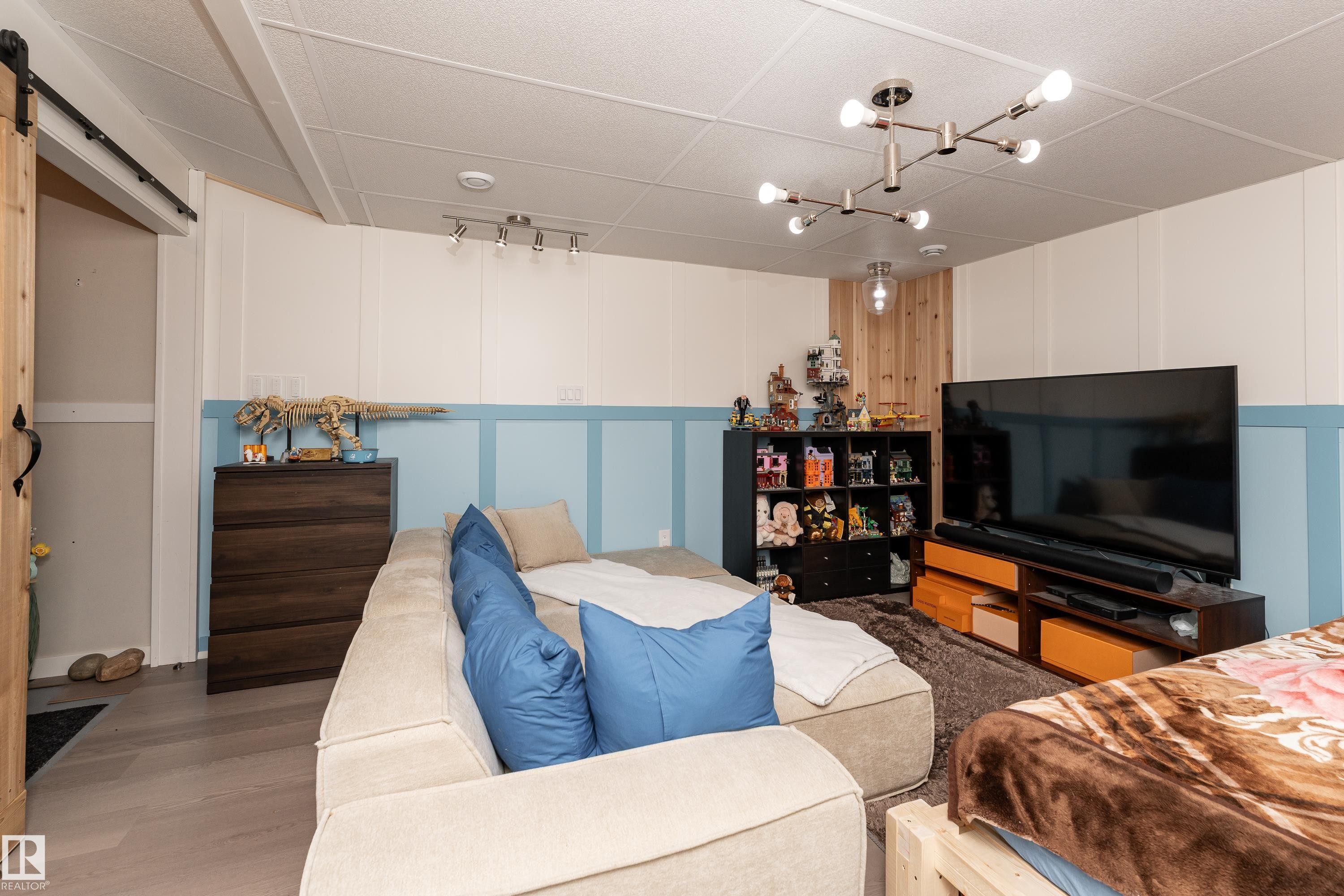 152 Cy Becker Boulevard, Edmonton, AB