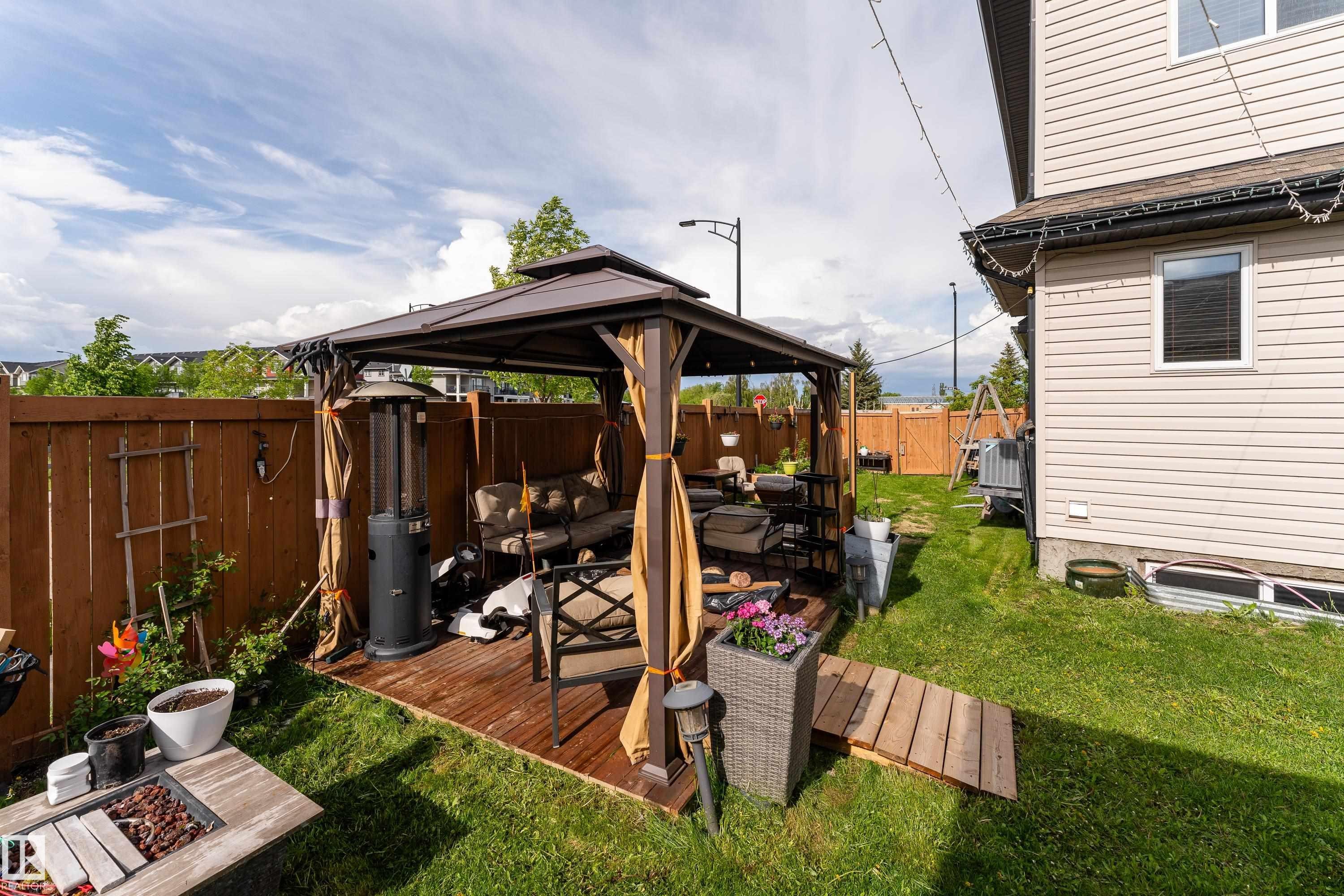152 Cy Becker Boulevard, Edmonton, AB