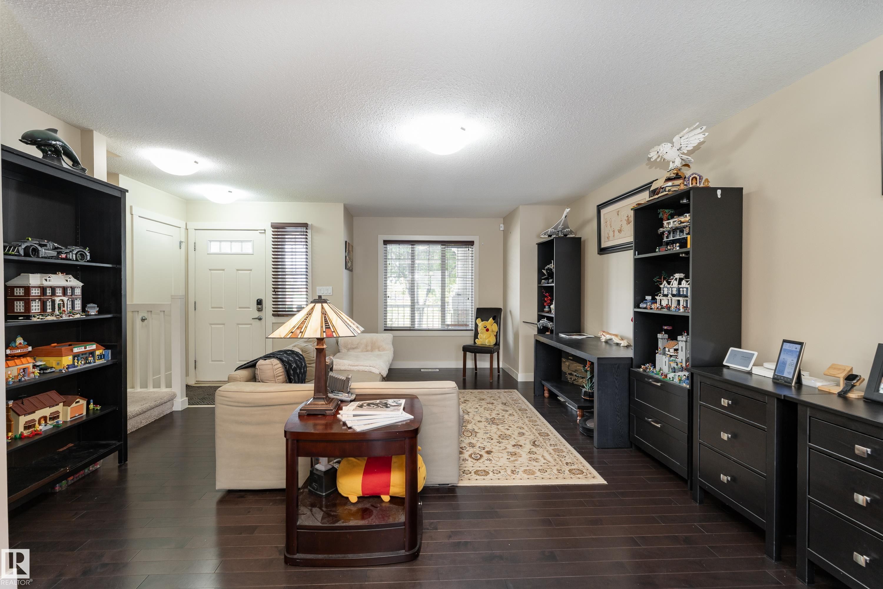 152 Cy Becker Boulevard, Edmonton, AB