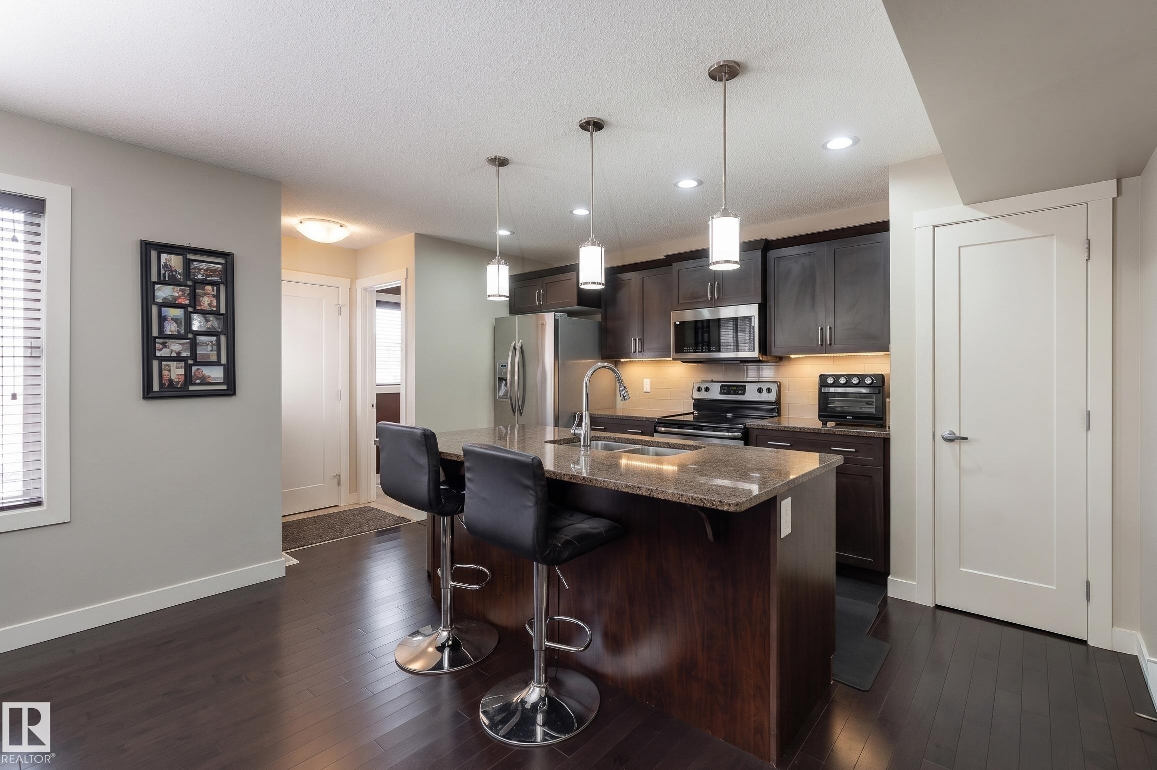152 Cy Becker Boulevard, Edmonton, AB