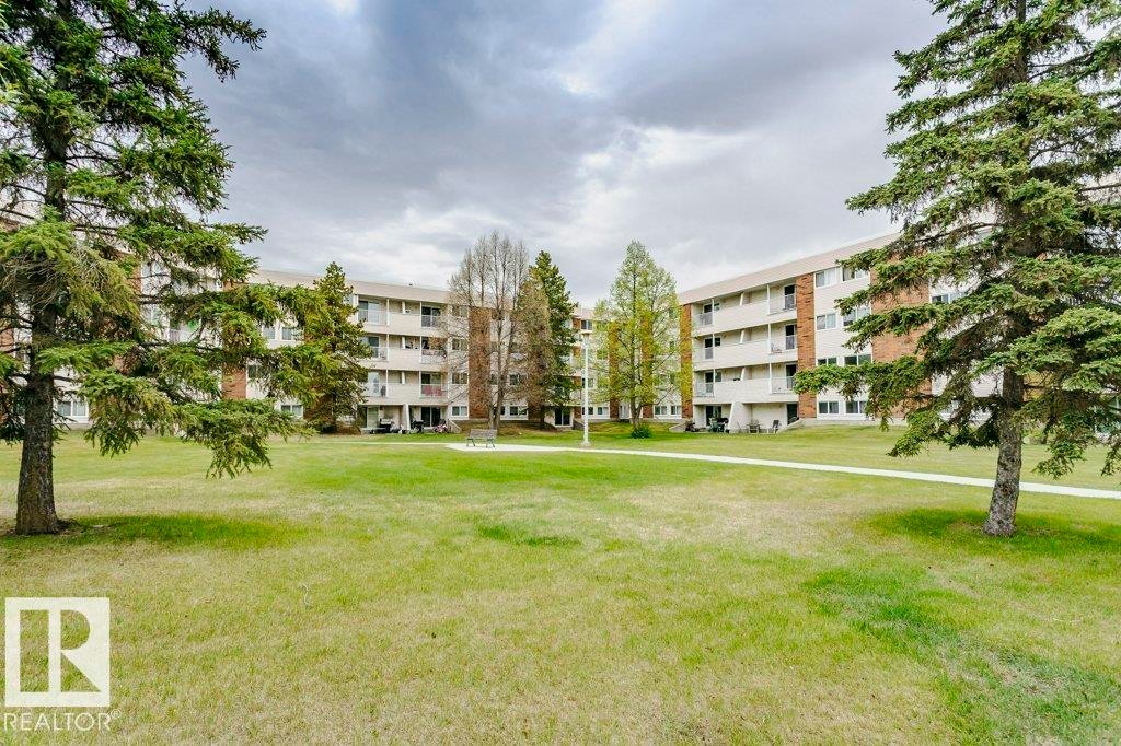 71 11255 31 Avenue, Edmonton, AB - Outdoor
