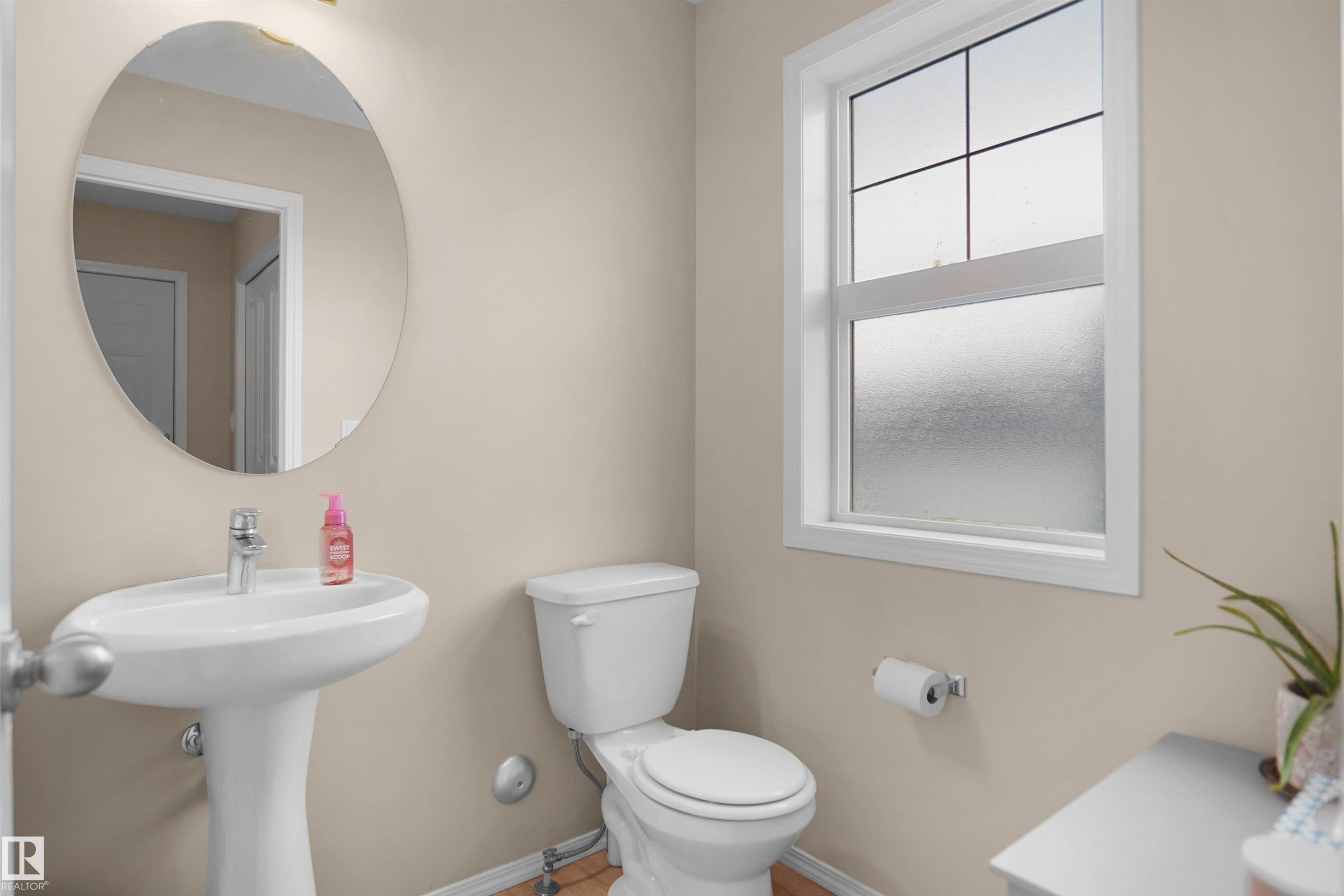 Bathroom - 292 Simmonds Way, Leduc, AB