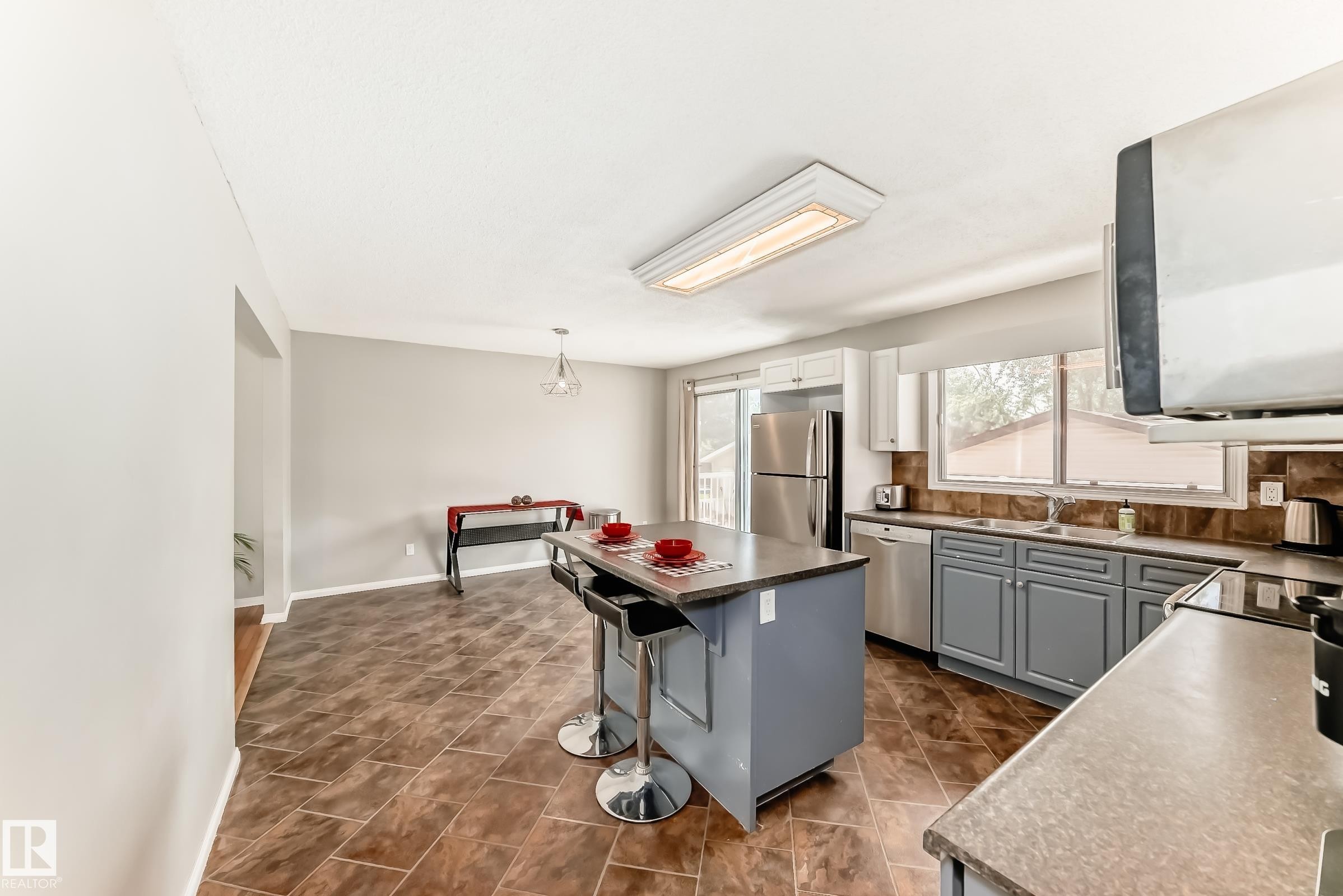 3909 39 Avenue, Leduc, AB