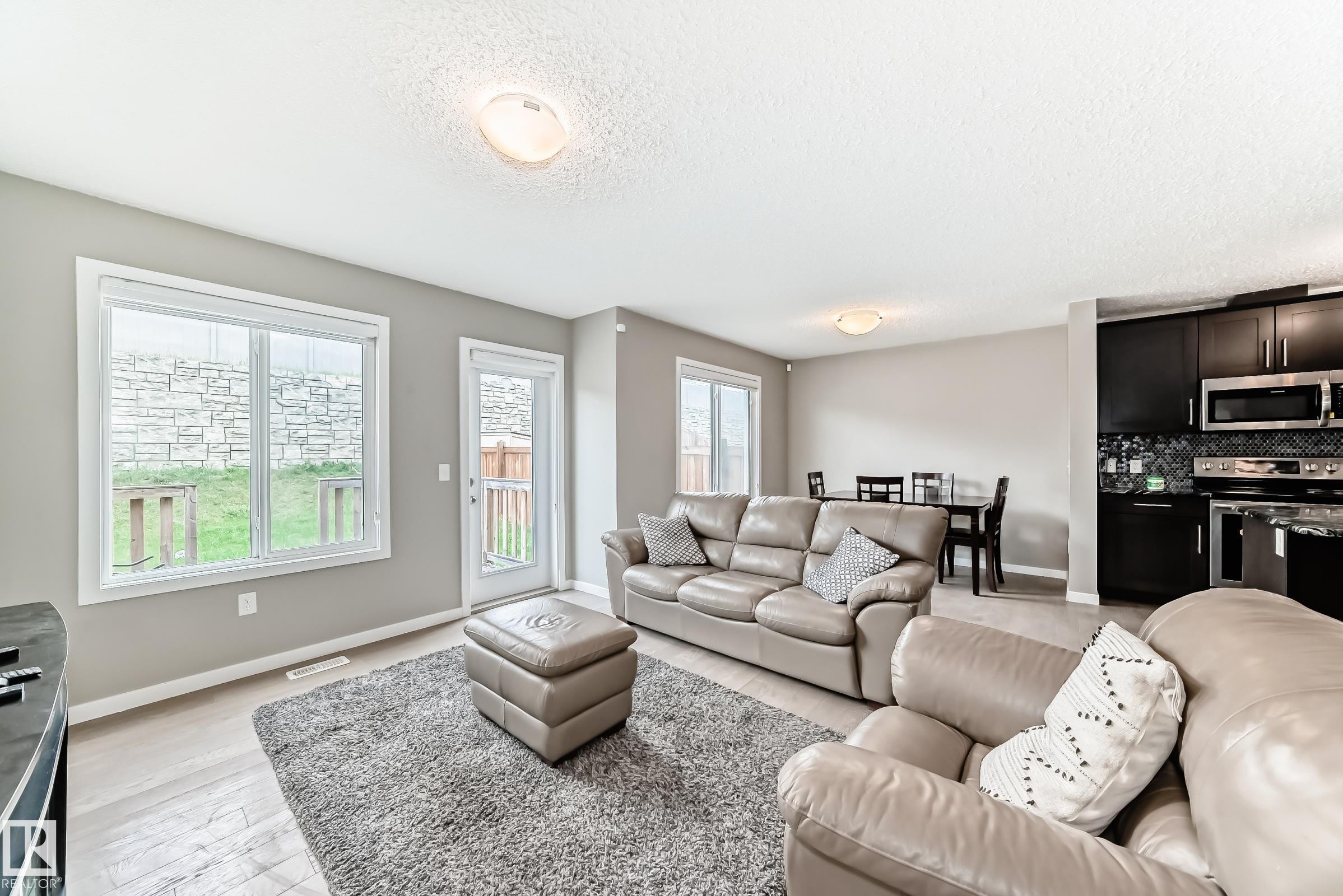 893 Ebbers Crescent, Edmonton, AB
