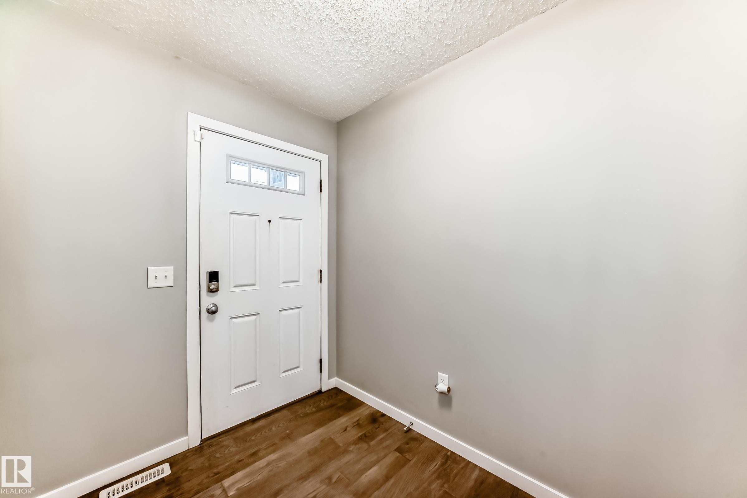 893 Ebbers Crescent, Edmonton, AB