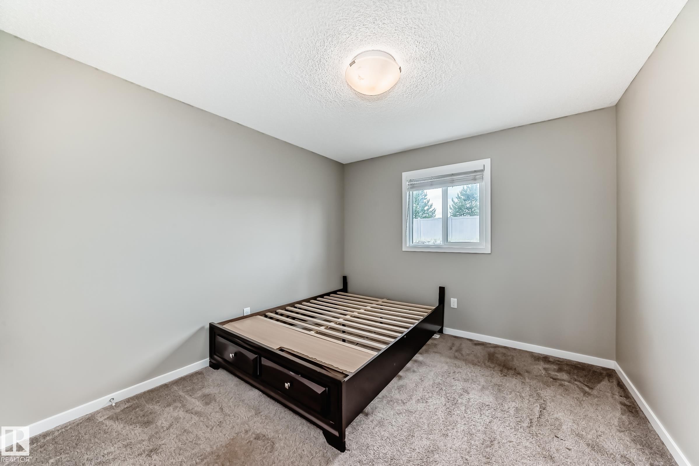 893 Ebbers Crescent, Edmonton, AB