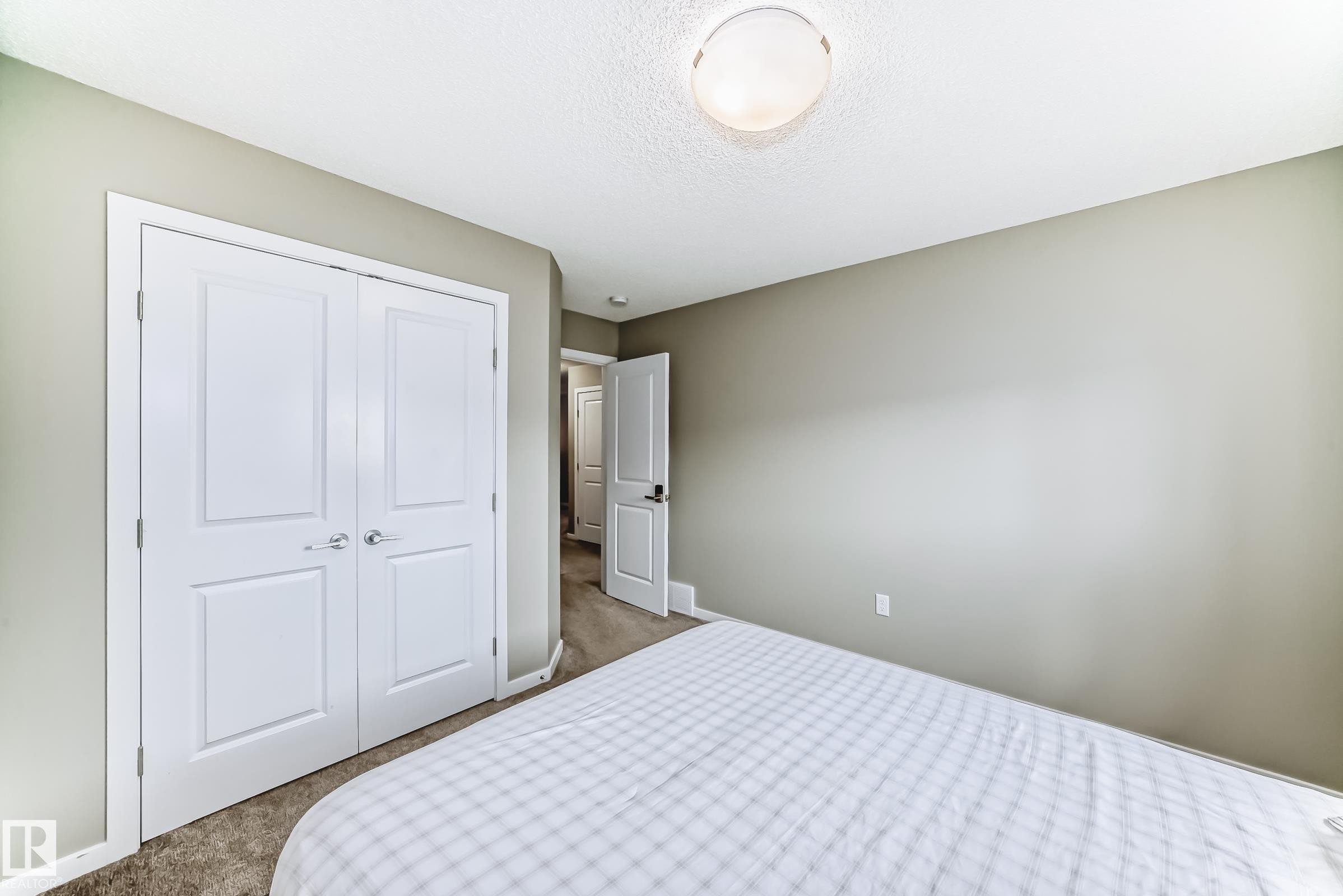 893 Ebbers Crescent, Edmonton, AB