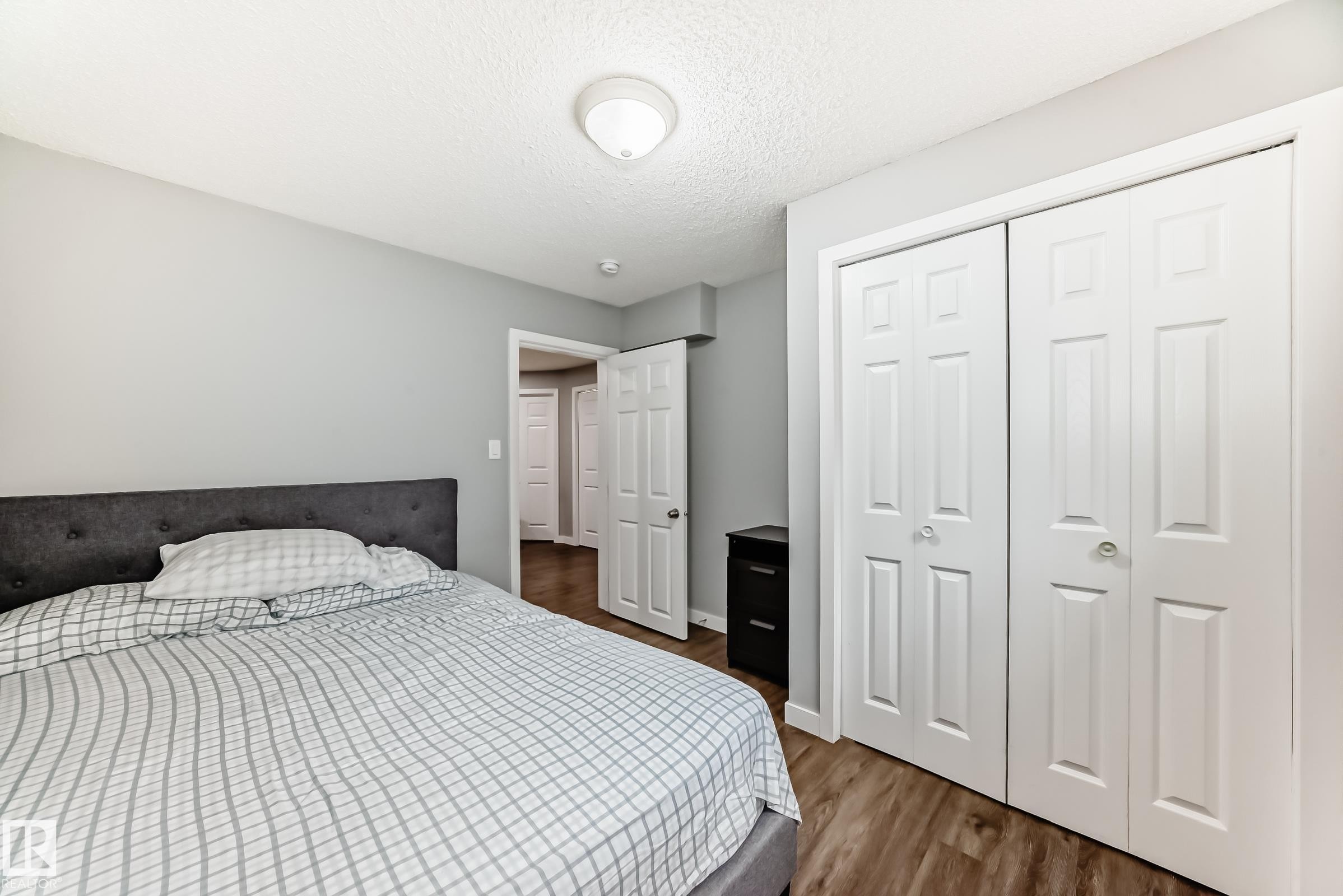 893 Ebbers Crescent, Edmonton, AB