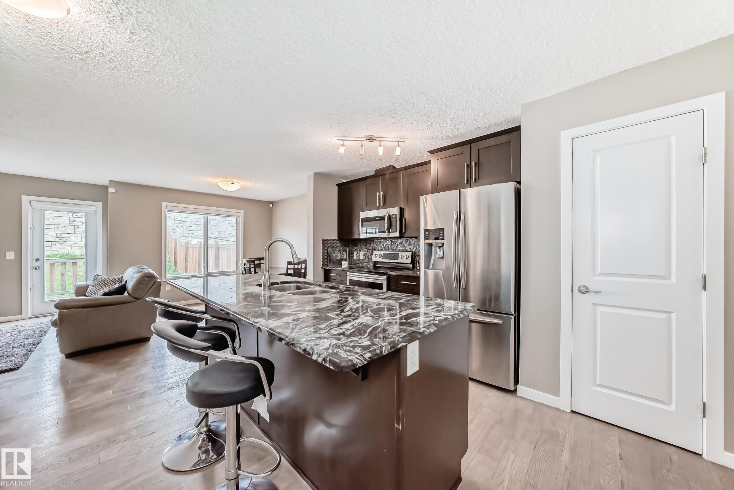 893 Ebbers Crescent, Edmonton, AB