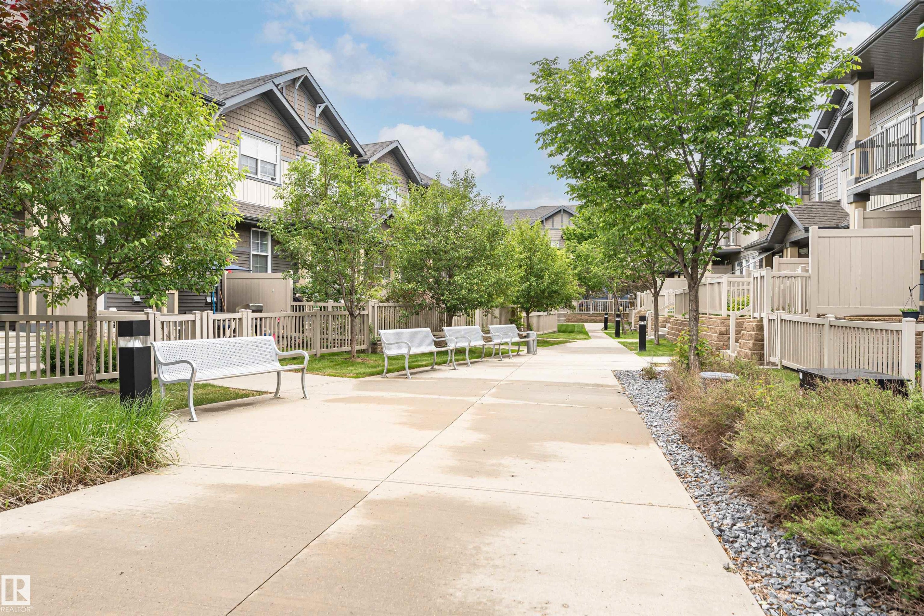 Community - 31 4029 Orchards Drive, Edmonton, AB