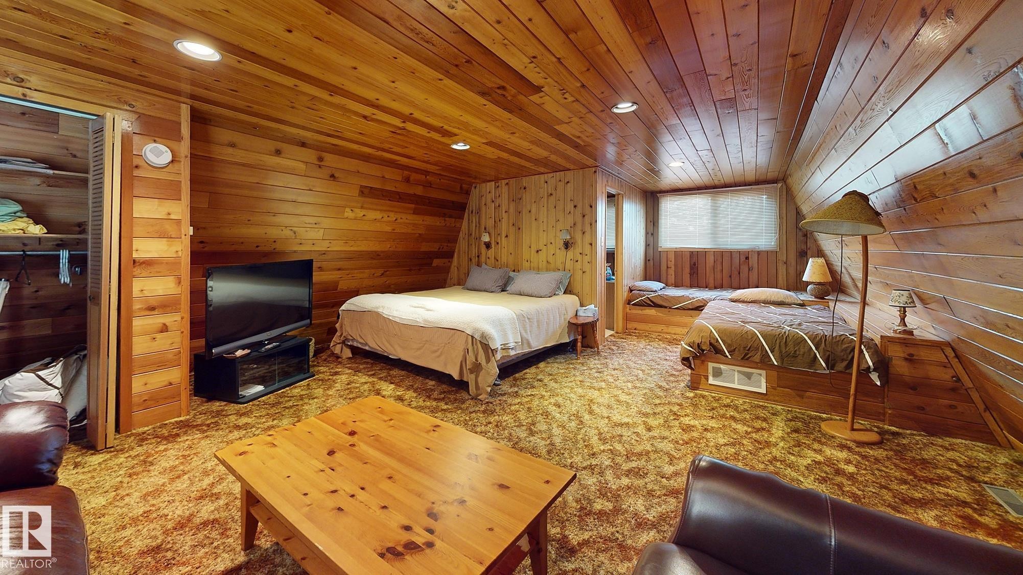 98 Argentia Beach, Rural Wetaskiwin County, AB