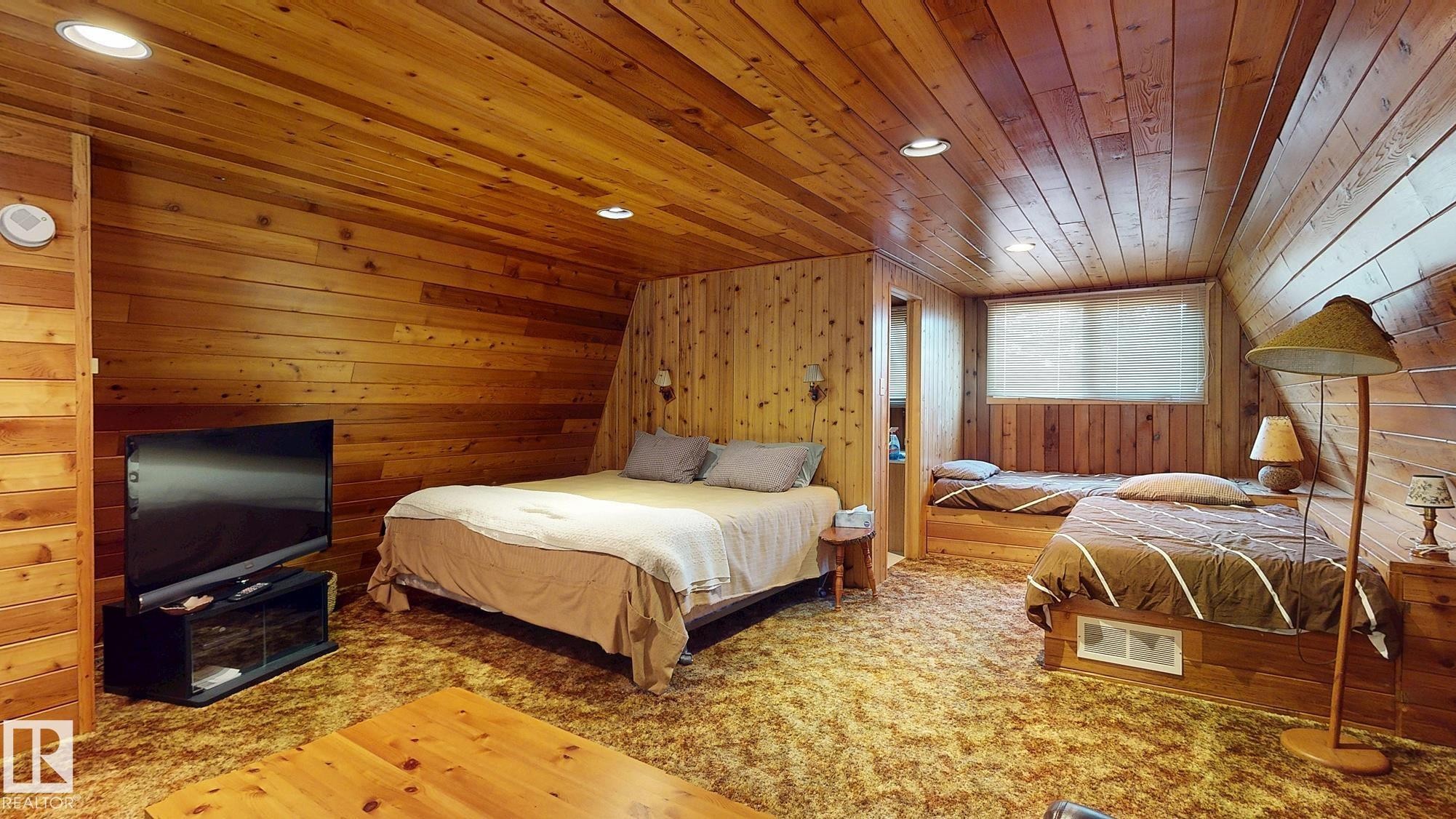 98 Argentia Beach, Rural Wetaskiwin County, AB