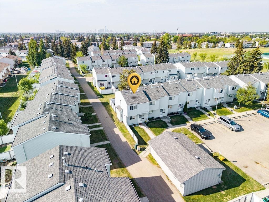 243 Dickinsfield Crest, Edmonton, AB
