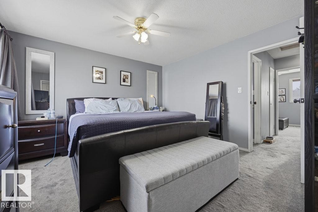 243 Dickinsfield Crest, Edmonton, AB