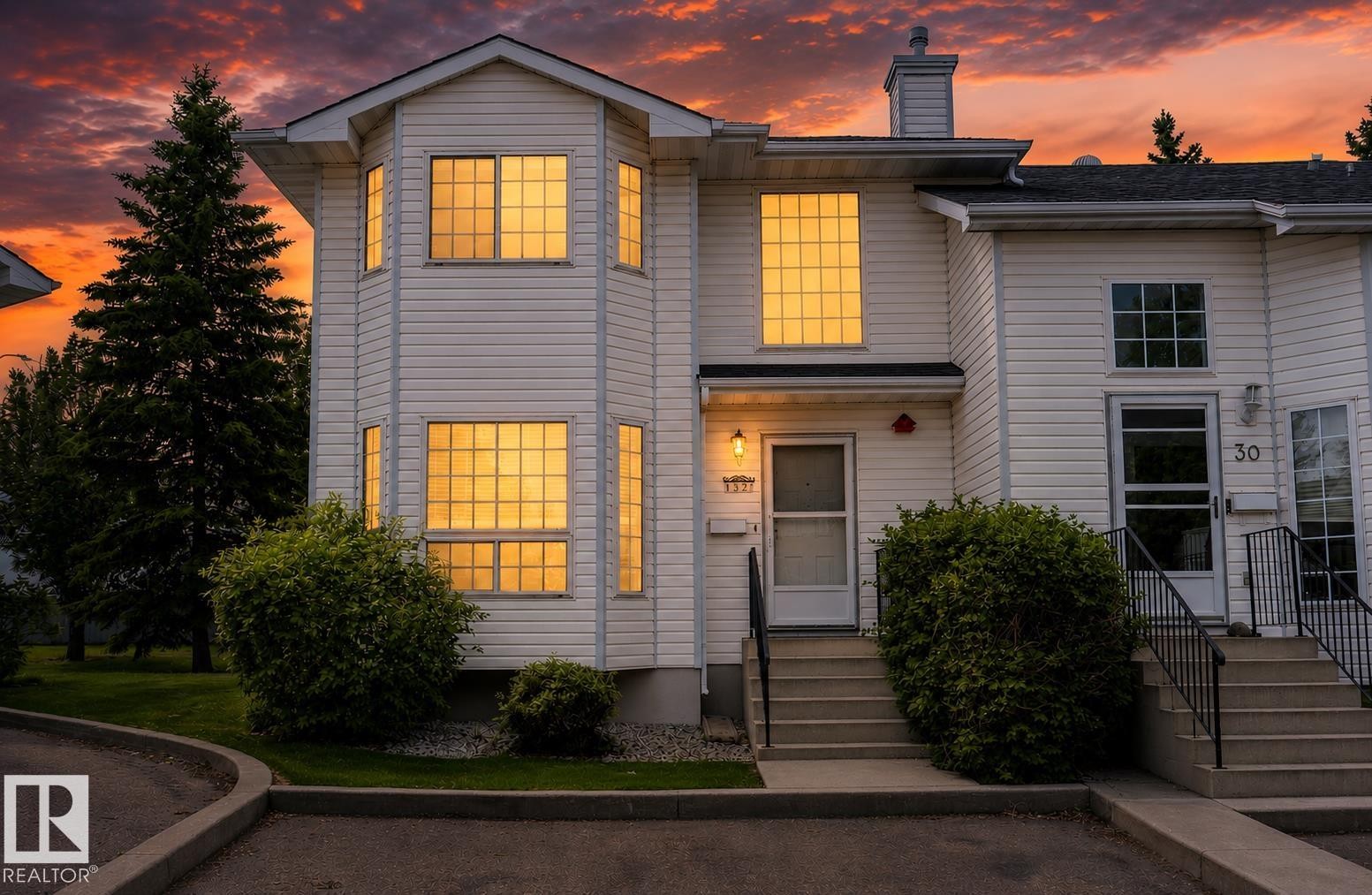 #32 3311 58 St Nw, Edmonton, AB