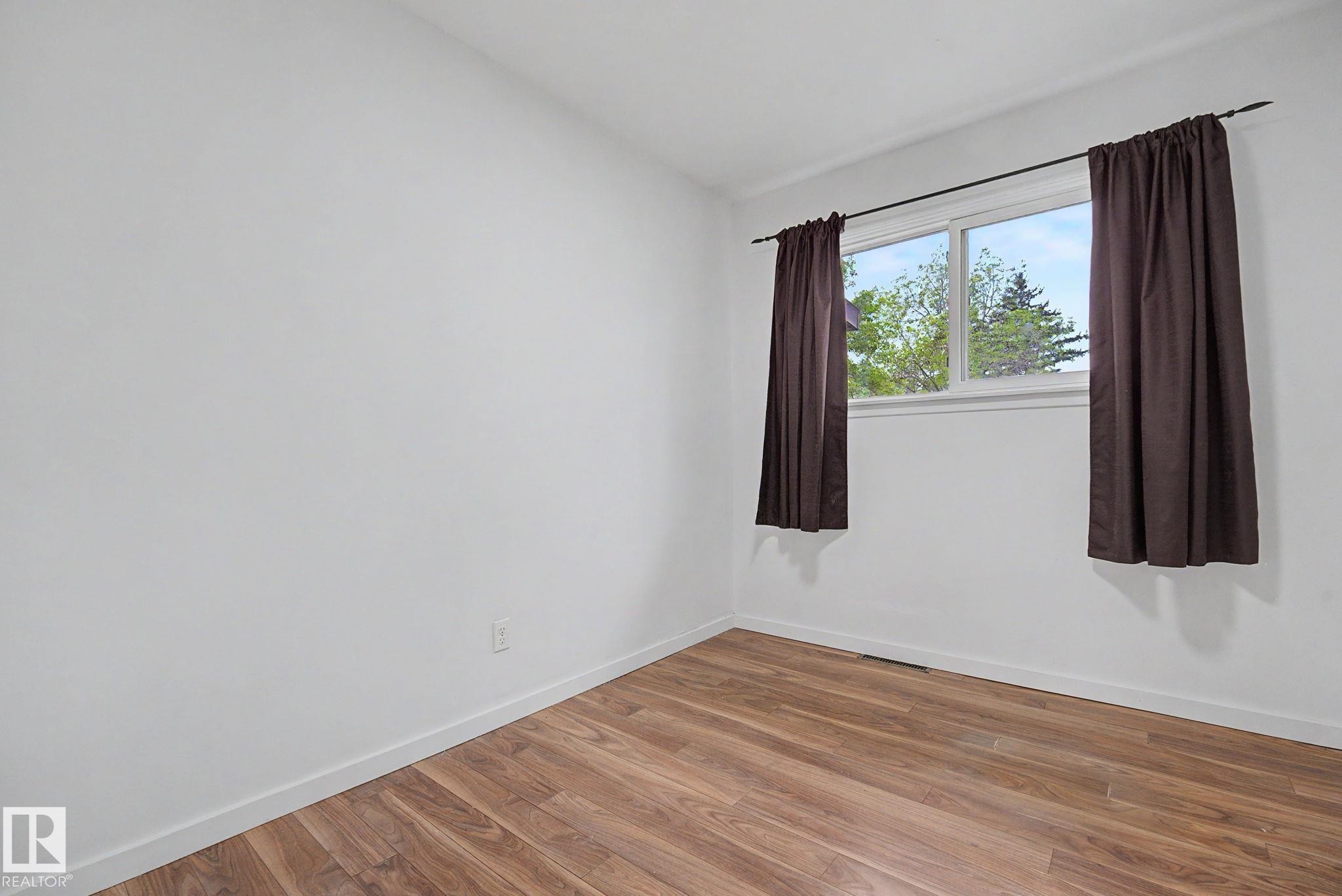10731 163 Street, Edmonton, AB