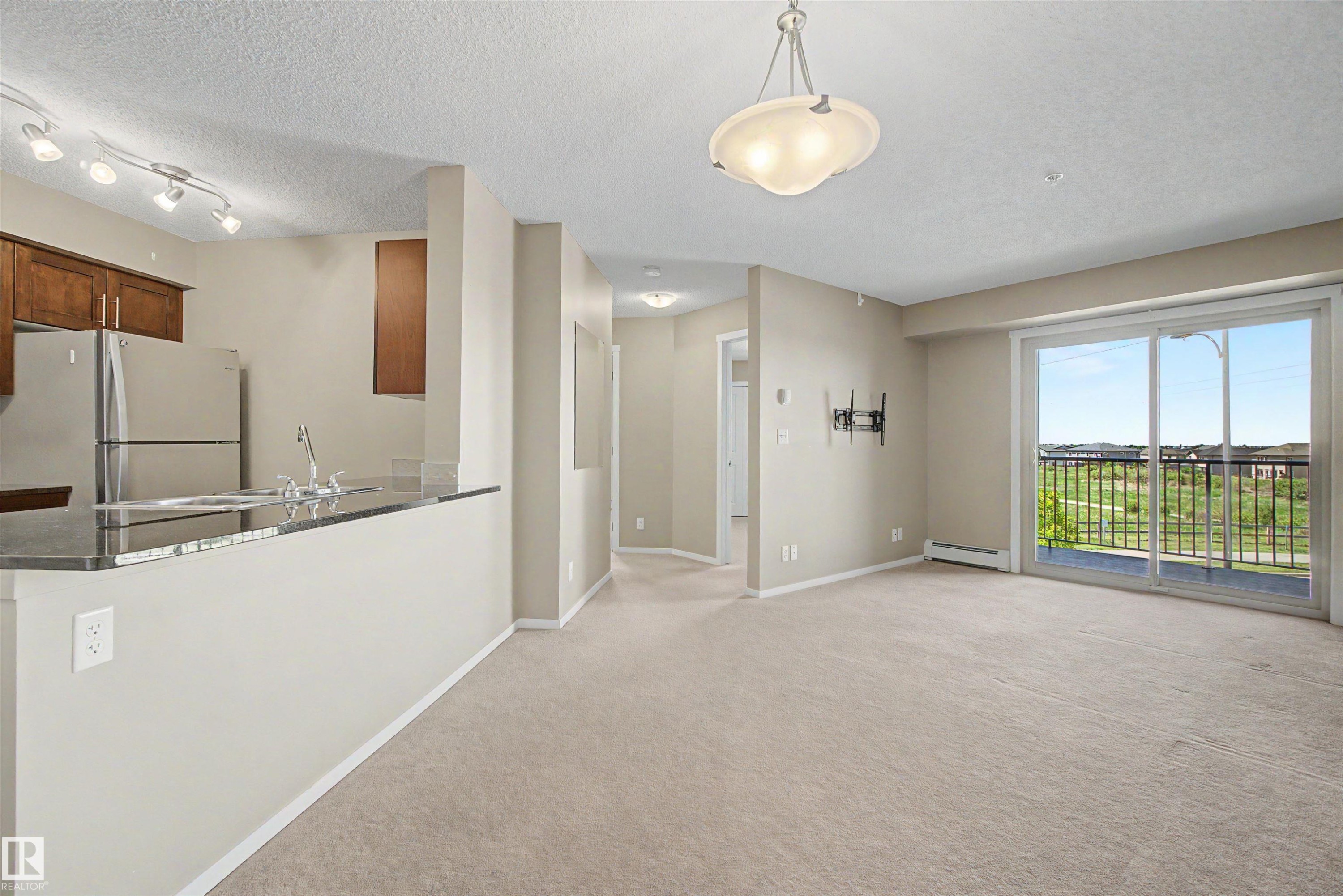 313 5370 Chappelle Road Sw, Edmonton, AB