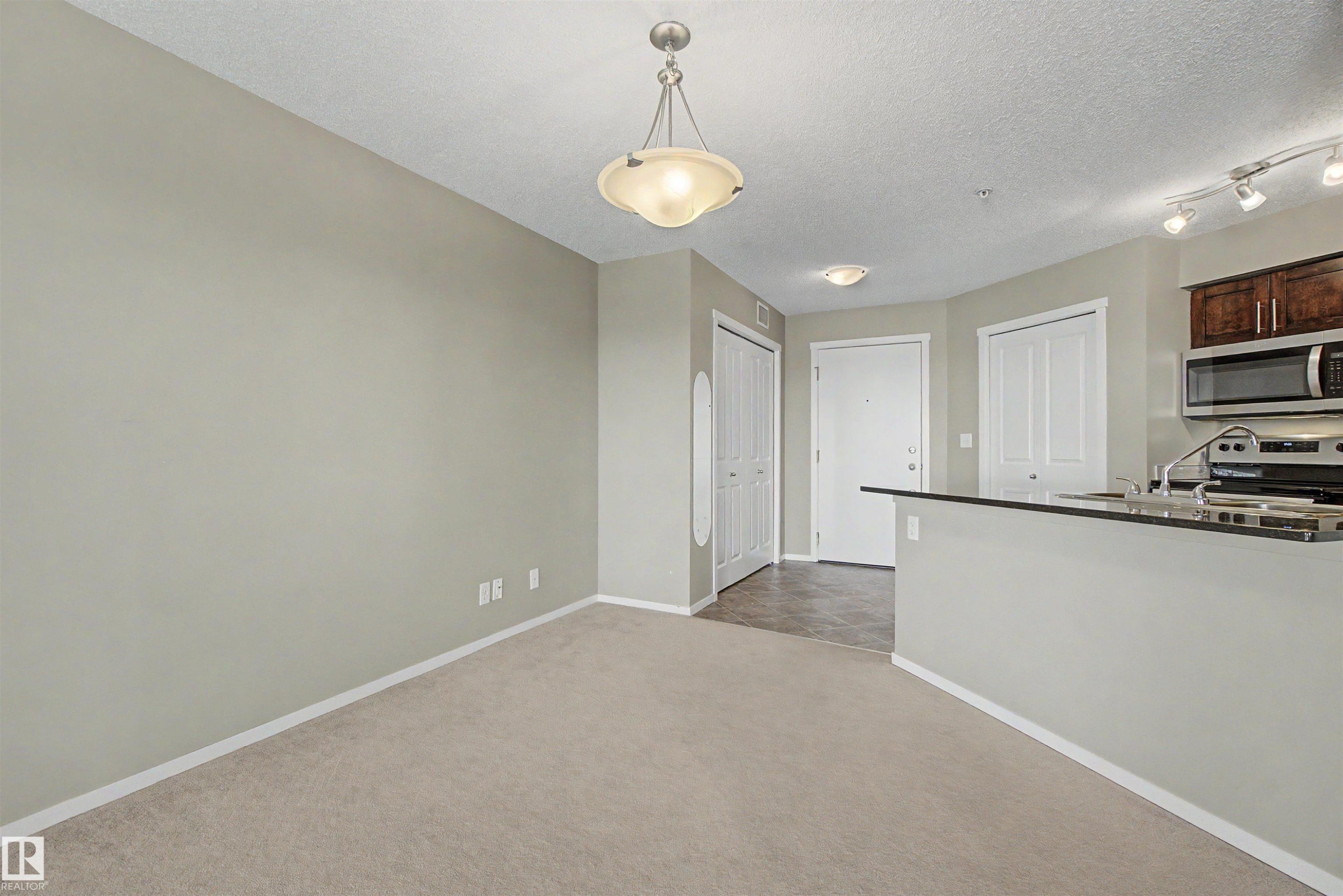 313 5370 Chappelle Road Sw, Edmonton, AB