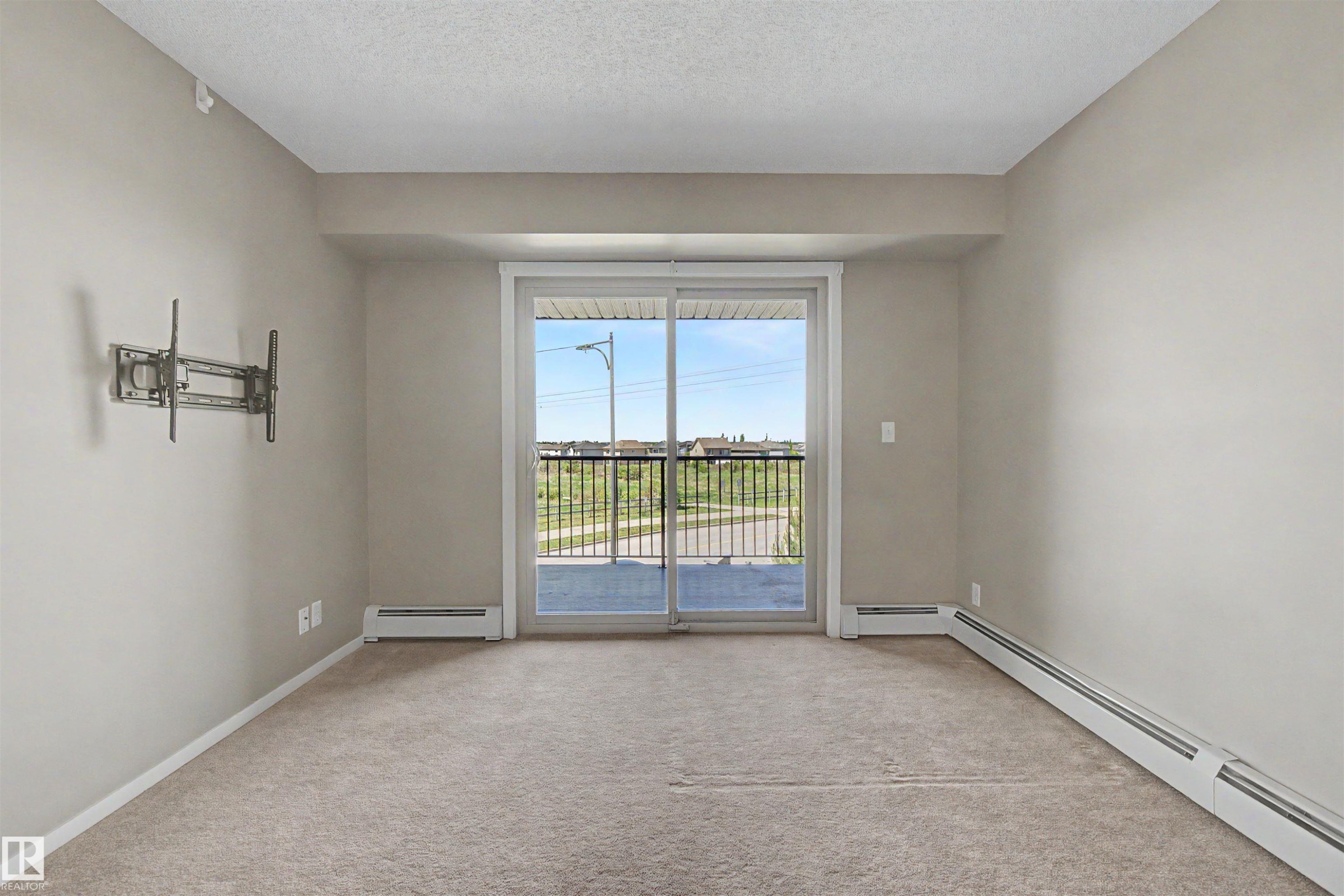 313 5370 Chappelle Road Sw, Edmonton, AB