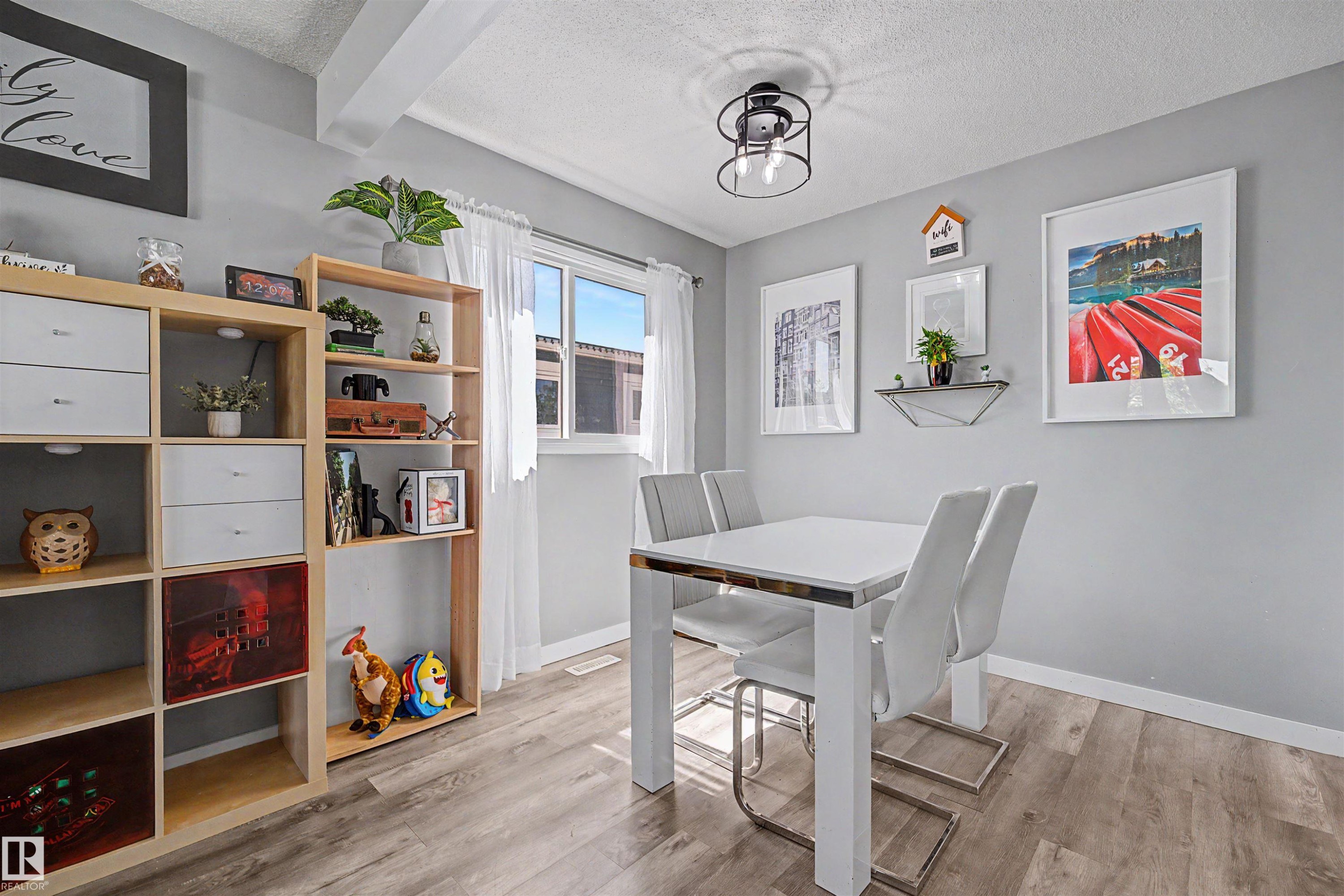 16608 109 St, Edmonton, AB