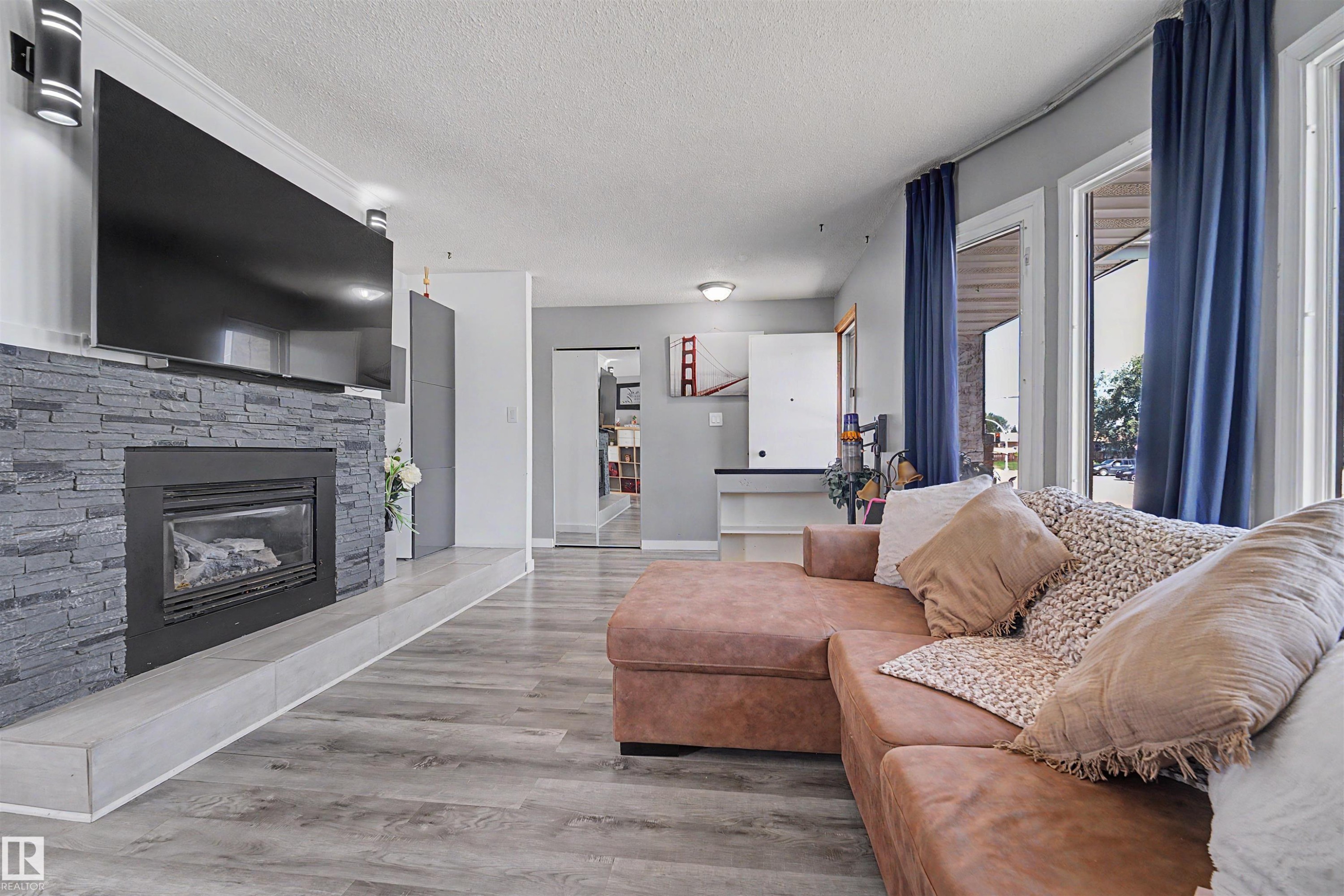 16608 109 St, Edmonton, AB