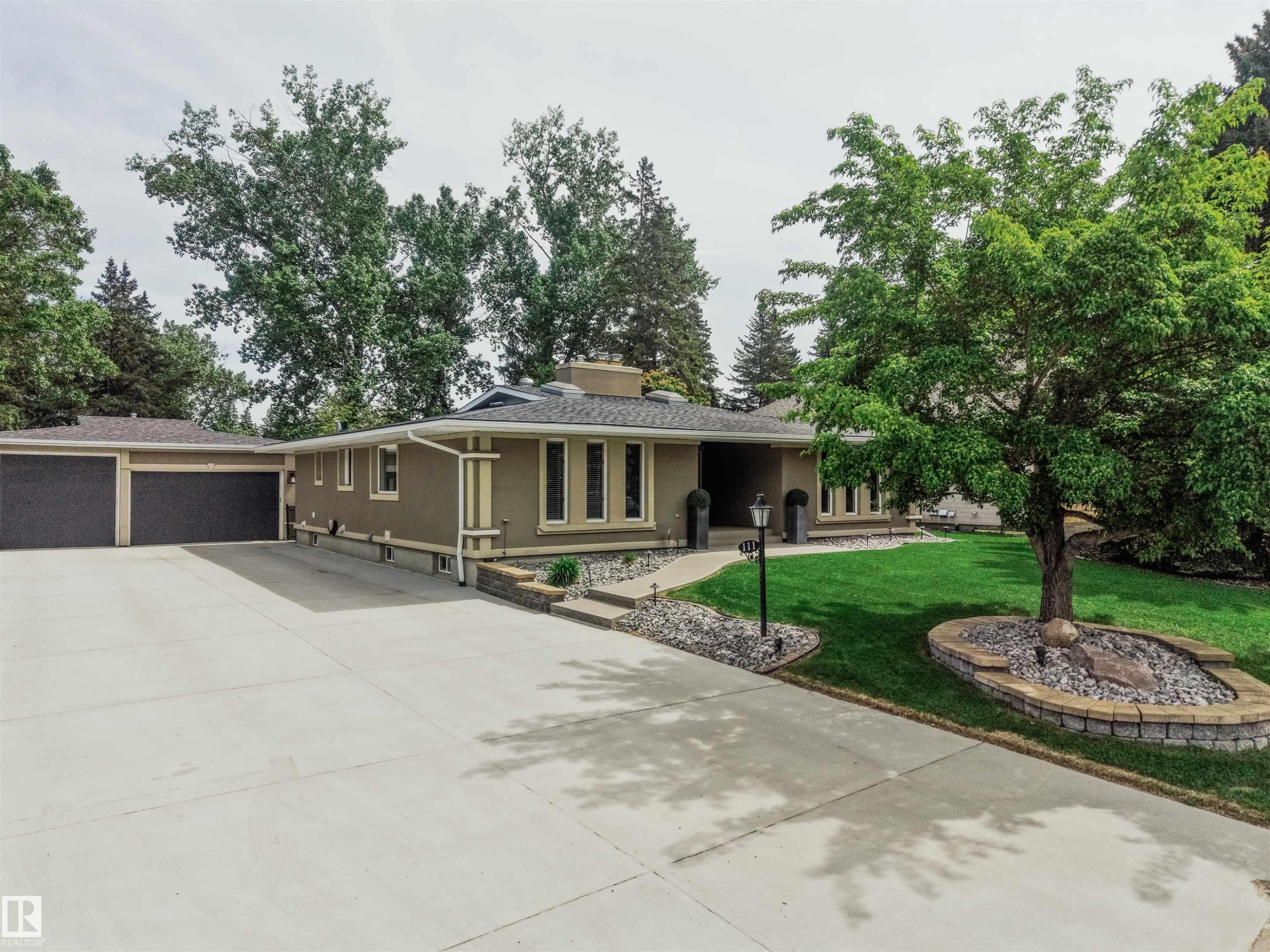 111 Fairway Drive, Edmonton, AB