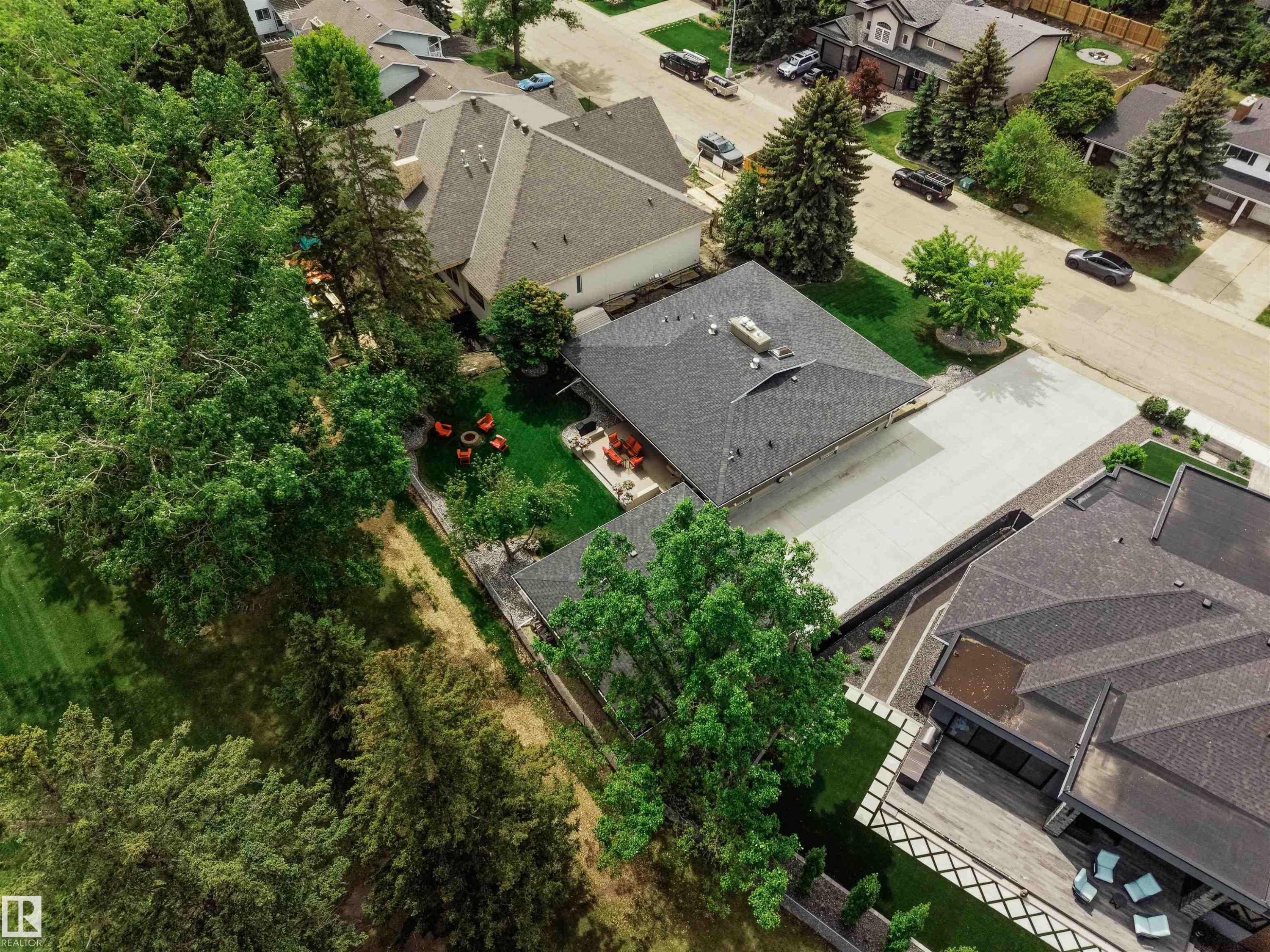 111 Fairway Drive, Edmonton, AB