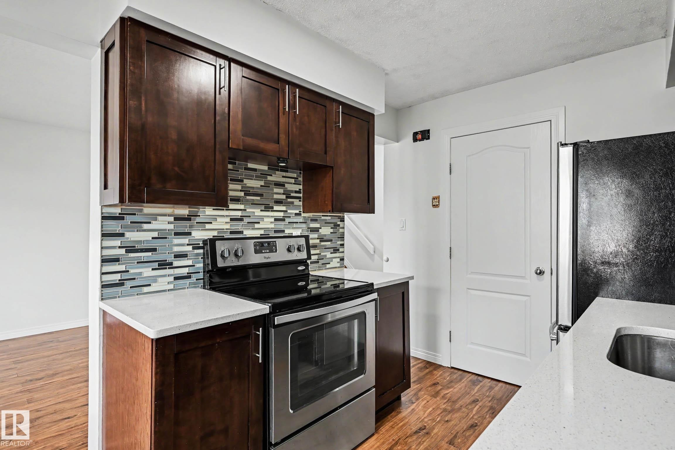 8 14225 82 Street, Edmonton, AB