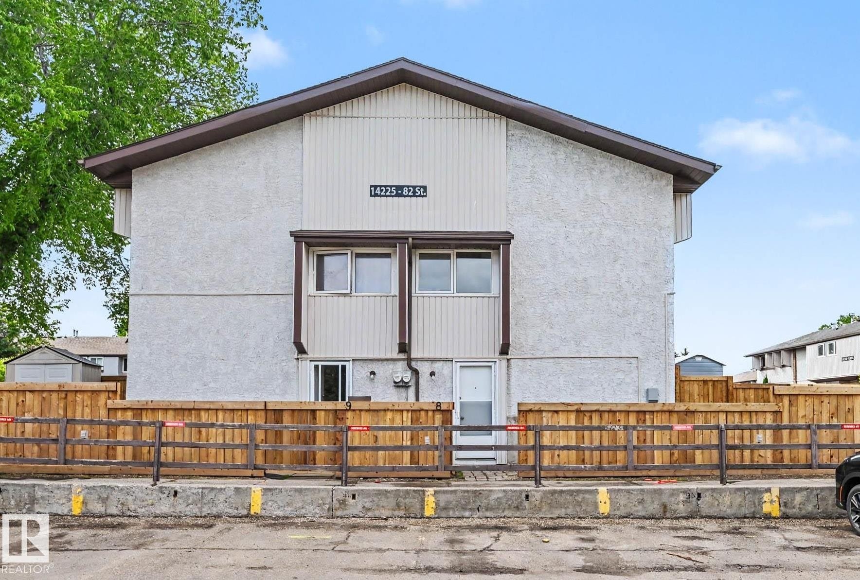 8 14225 82 Street, Edmonton, AB