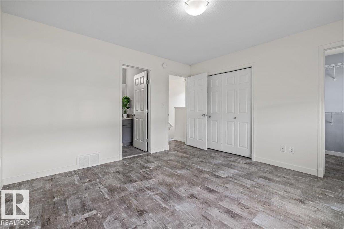 17703 65 Street Nw, Edmonton, AB
