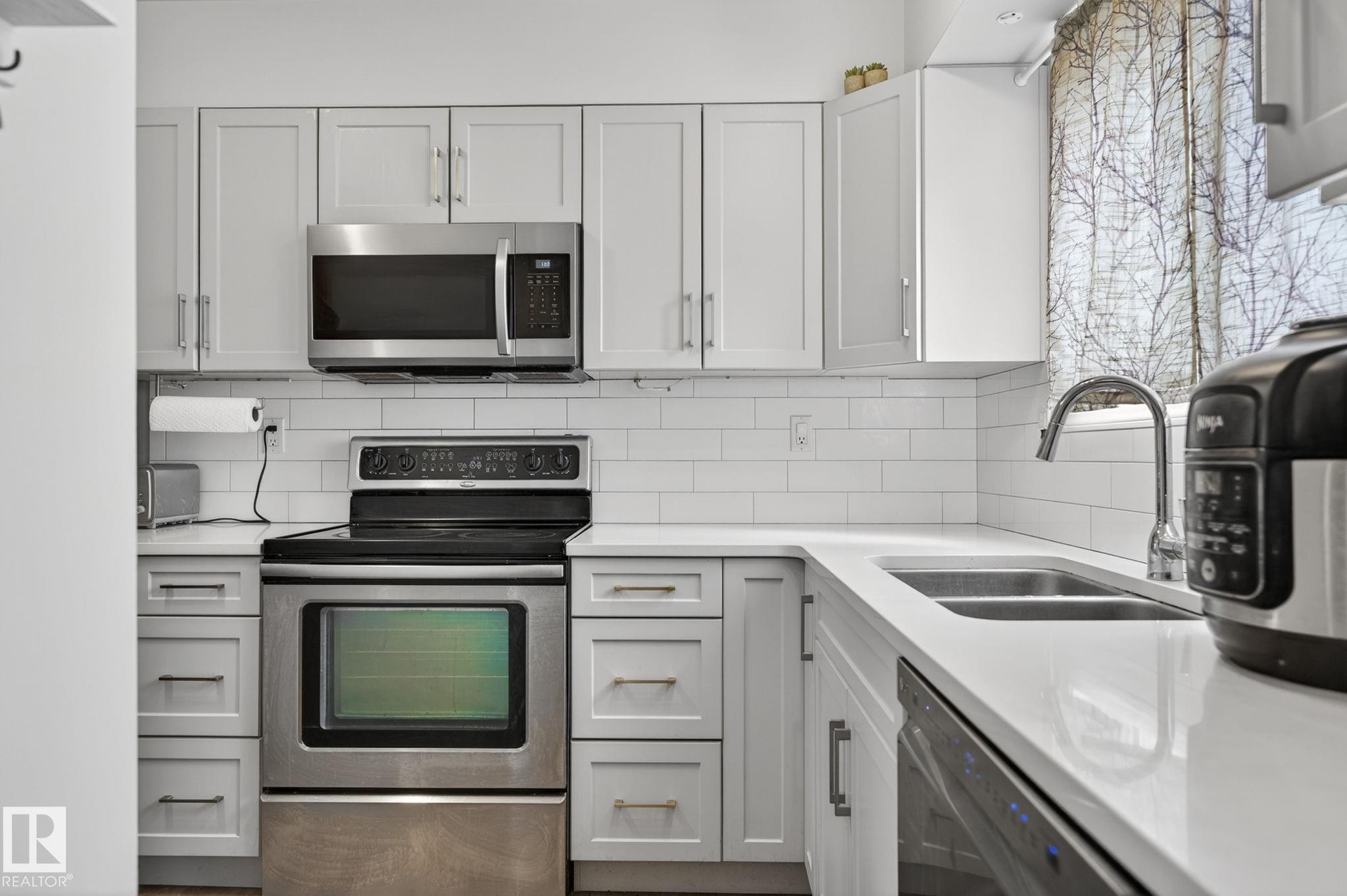 53 7604 29 Avenue, Edmonton, AB