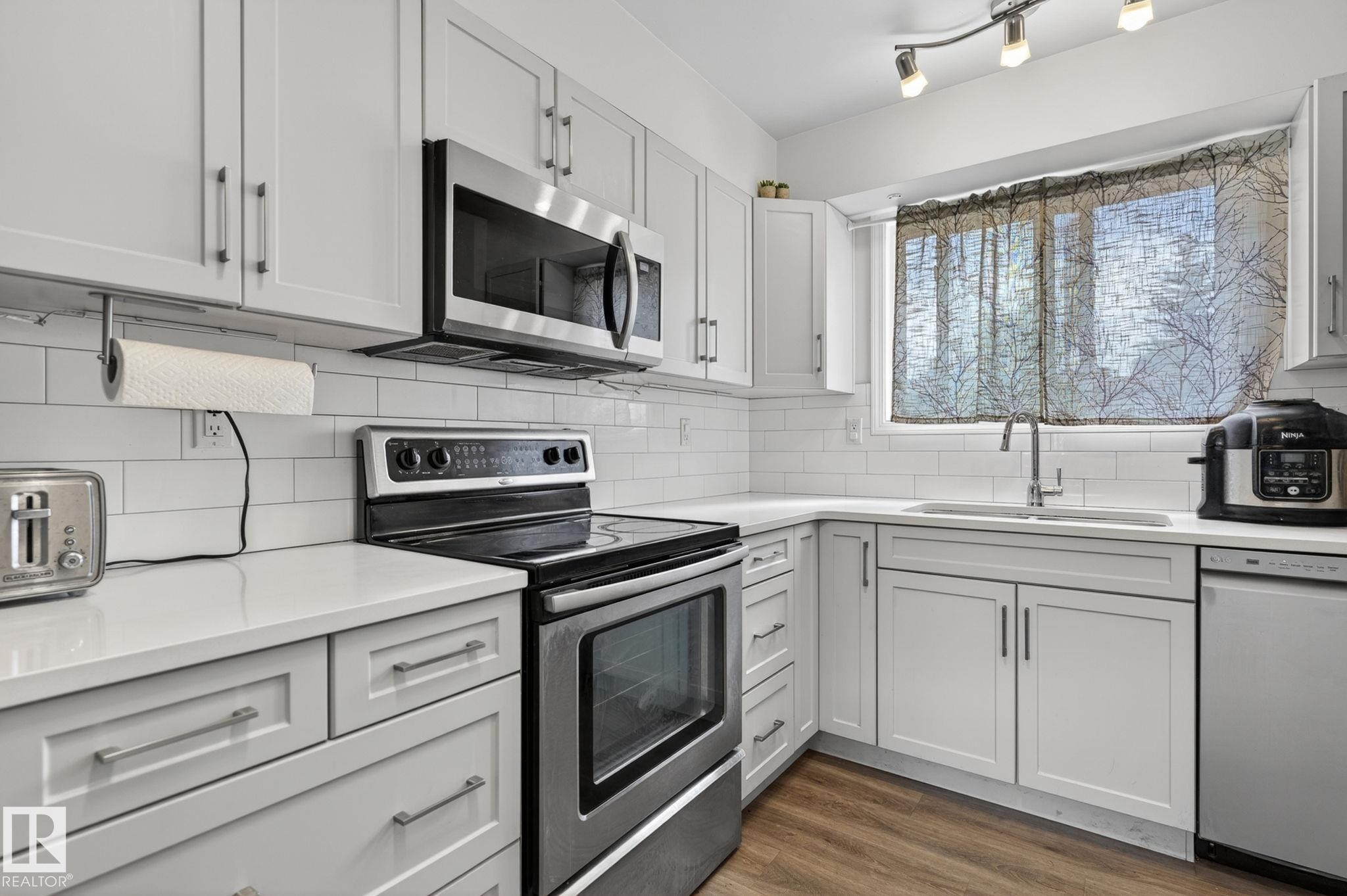 53 7604 29 Avenue, Edmonton, AB