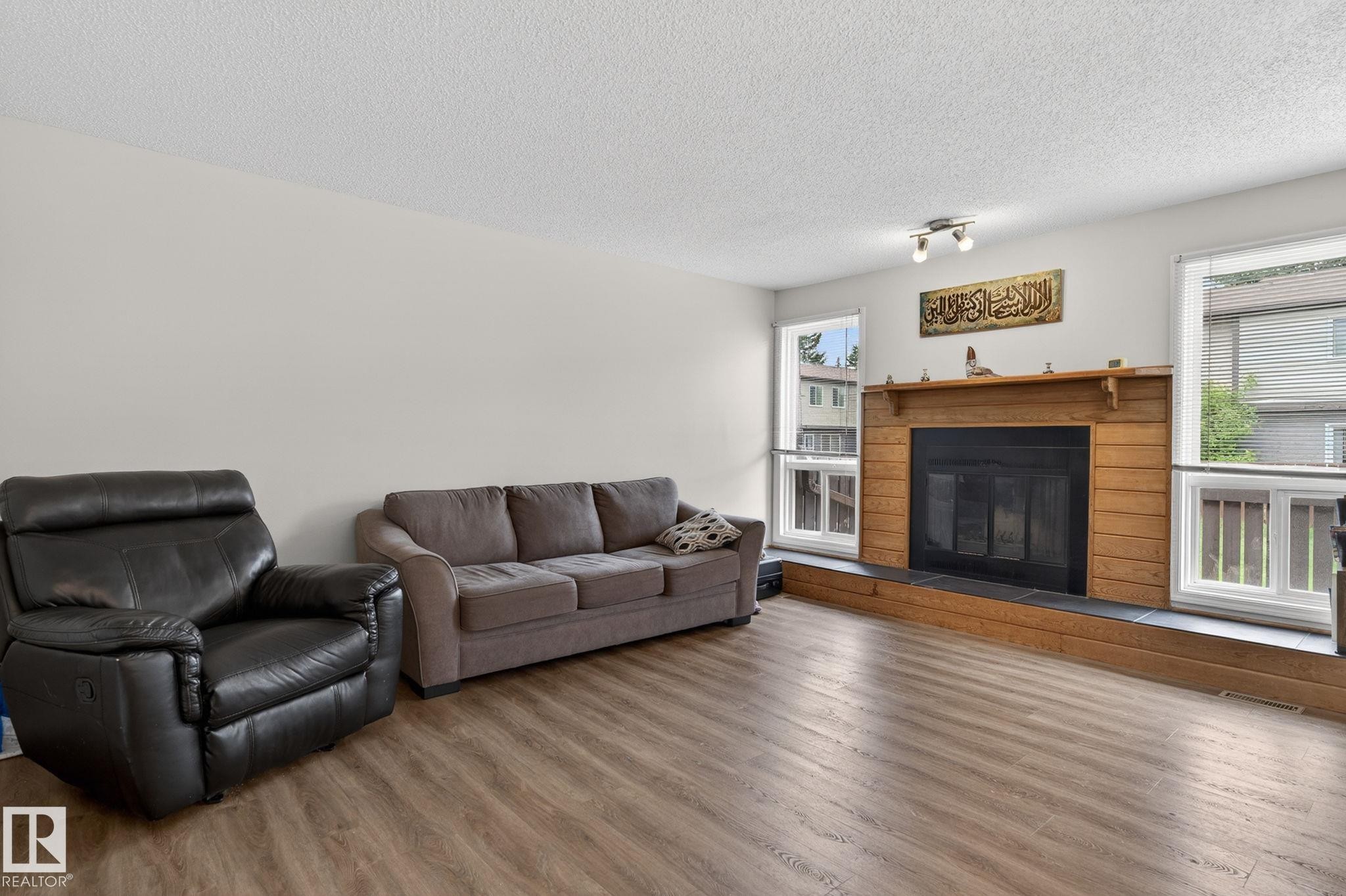 53 7604 29 Avenue, Edmonton, AB
