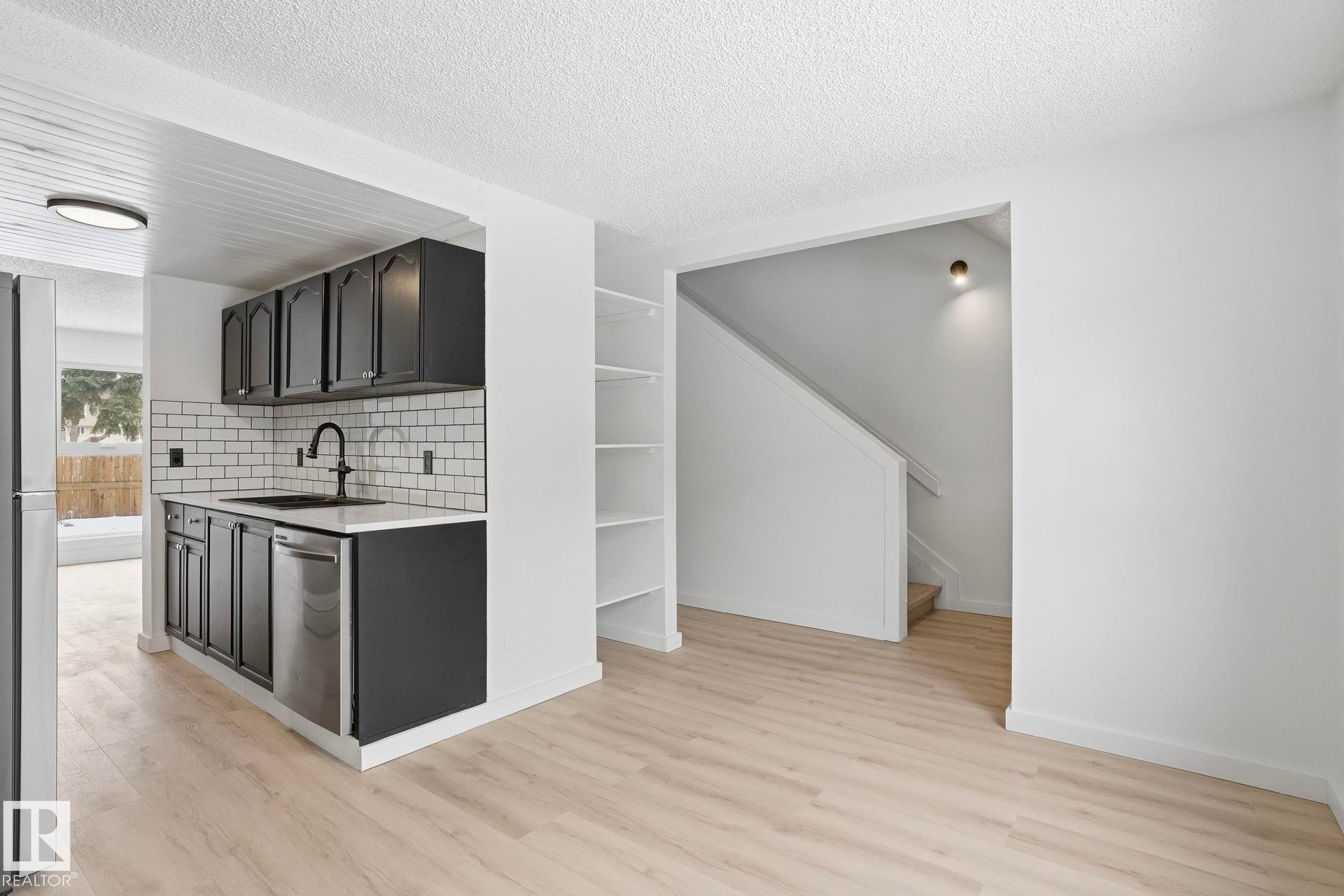 260 3307 116A Avenue Nw, Edmonton, AB