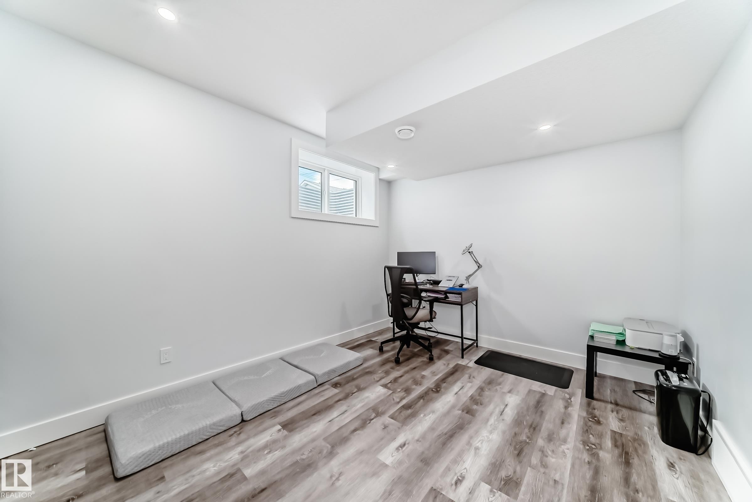 9830 73 Avenue, Edmonton, AB