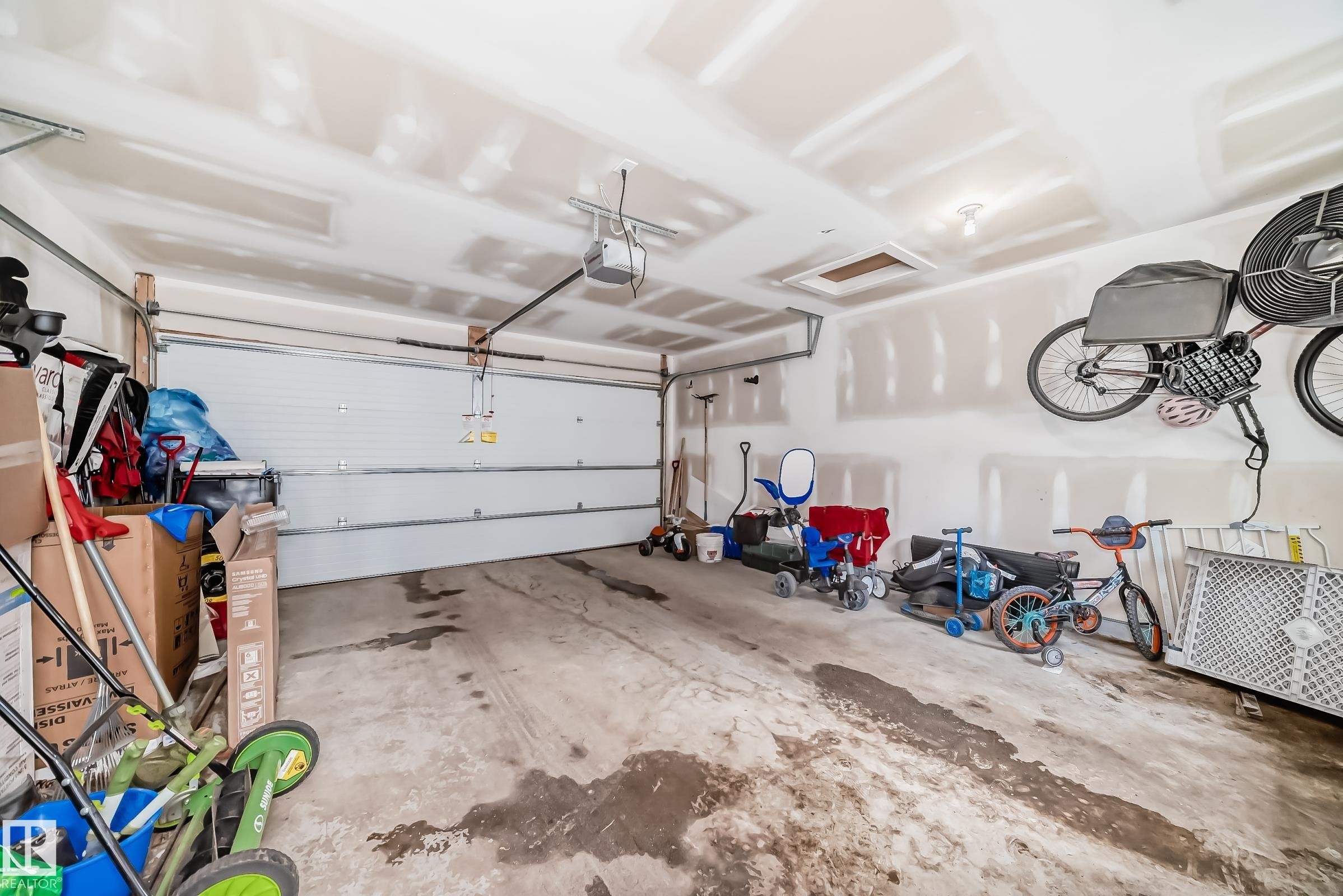 9830 73 Avenue, Edmonton, AB