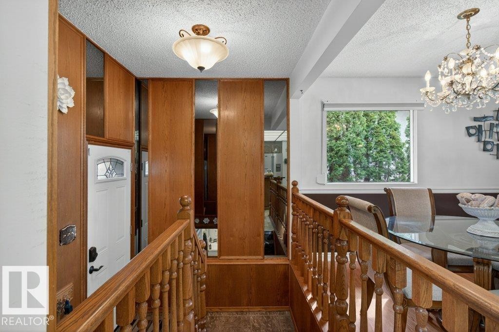 6616 95 Avenue, Edmonton, AB
