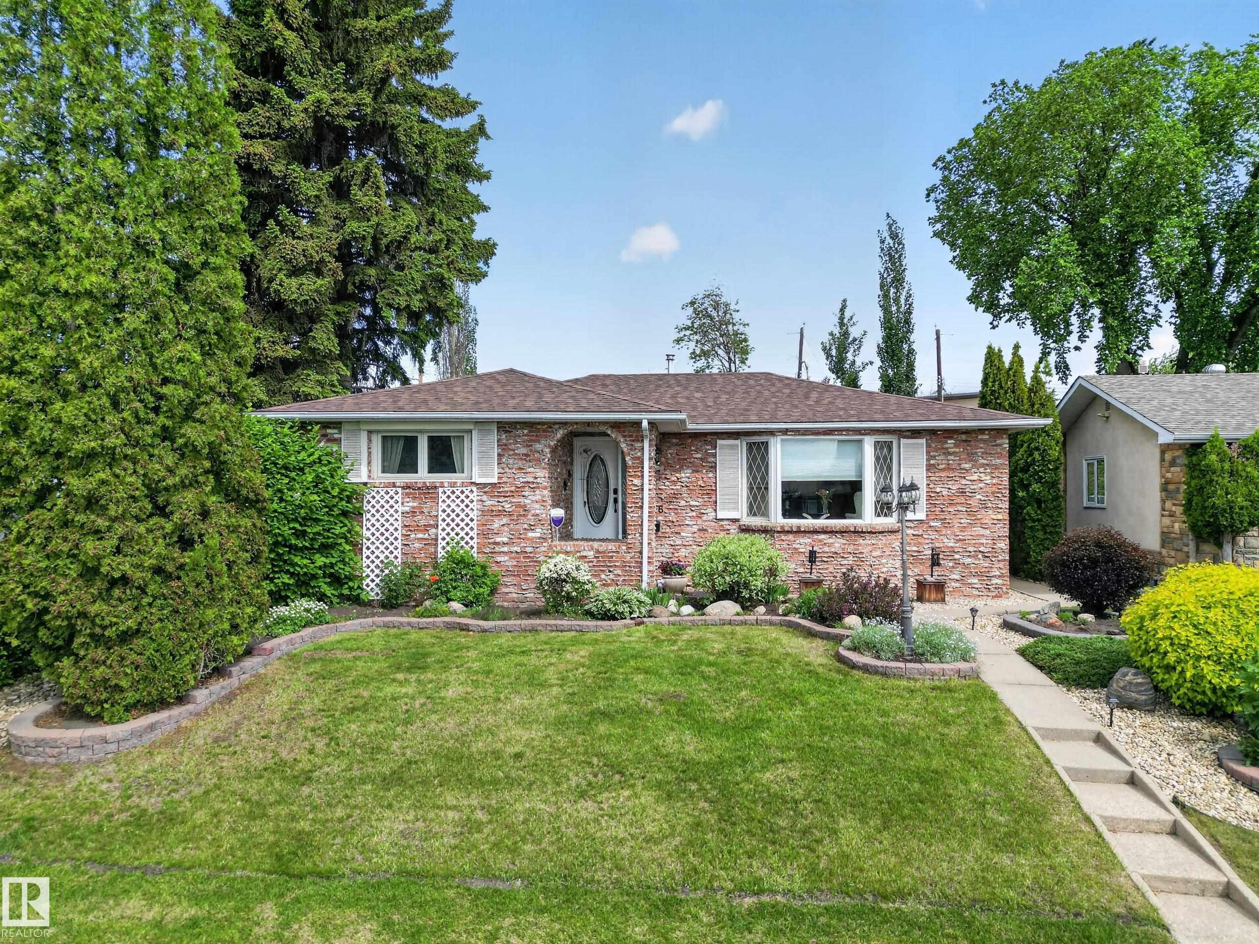 6616 95 Avenue, Edmonton, AB