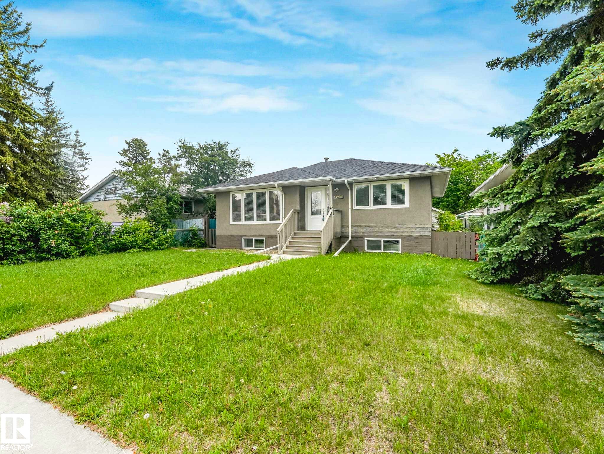 Image quality insufficient for description - 12241 54 Street Nw, Edmonton, AB - Outdoor