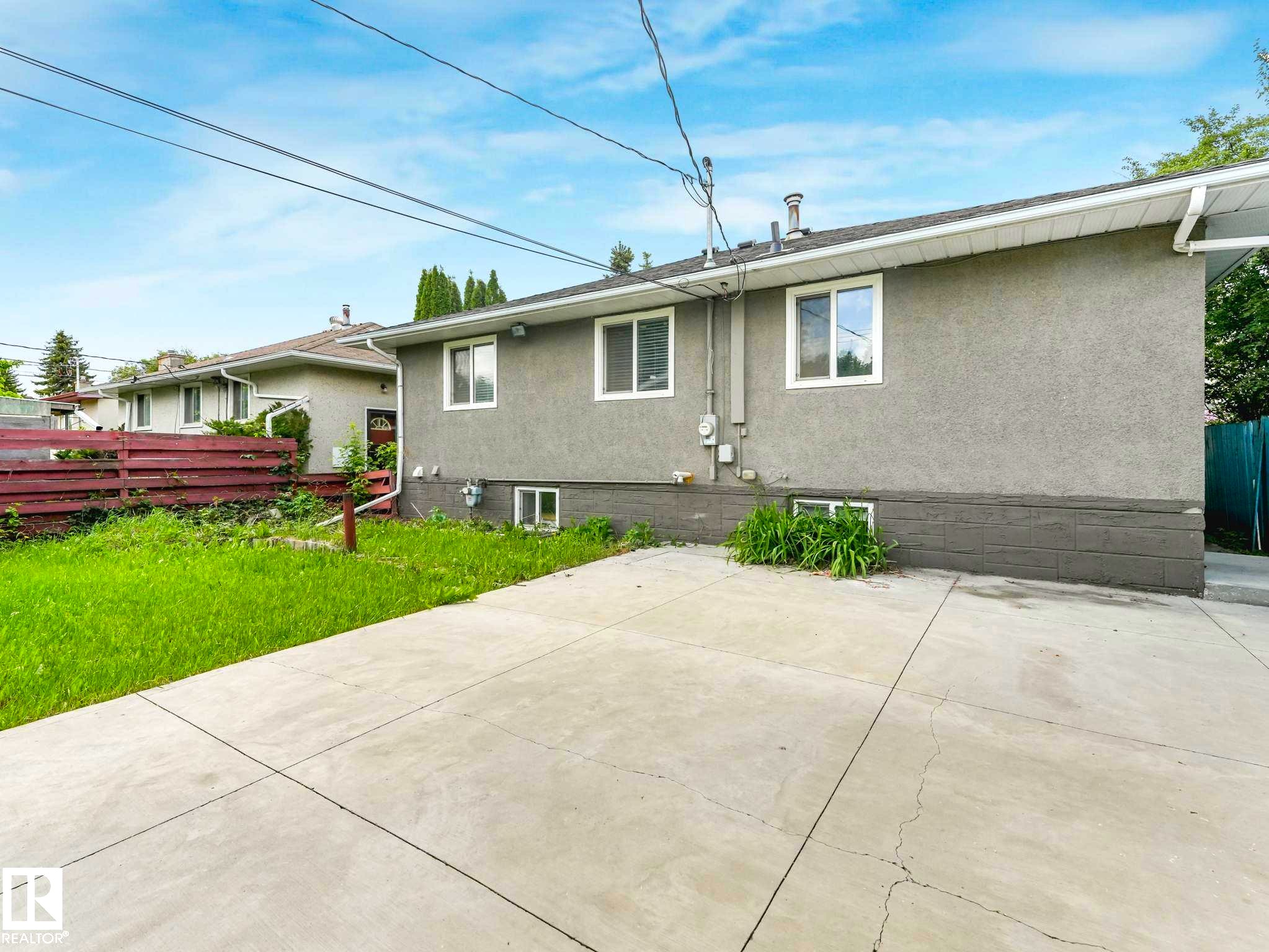 Back house - 12241 54 Street Nw, Edmonton, AB - Outdoor